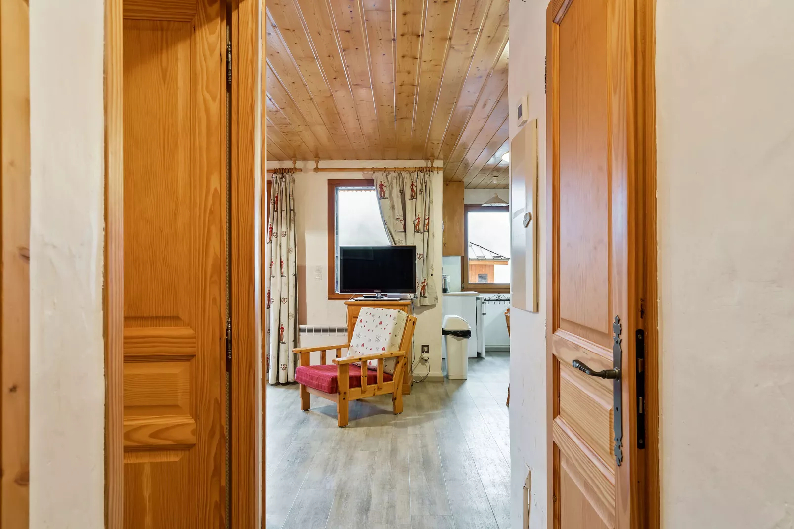 Chalet appartement Chargalon-Hal-ontvangst