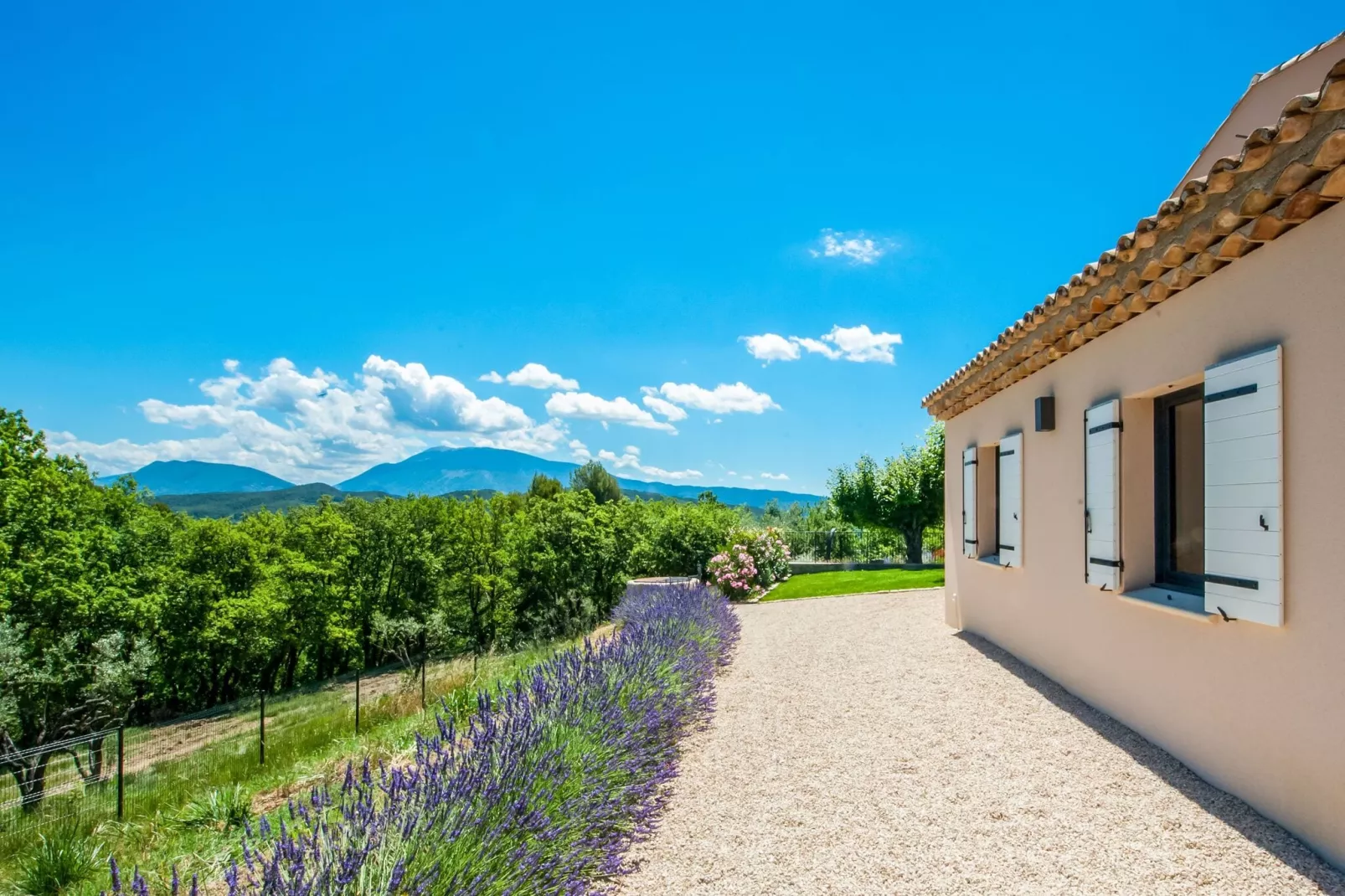 Villa Pouperas Vaison la Romaine-Tuinen zomer