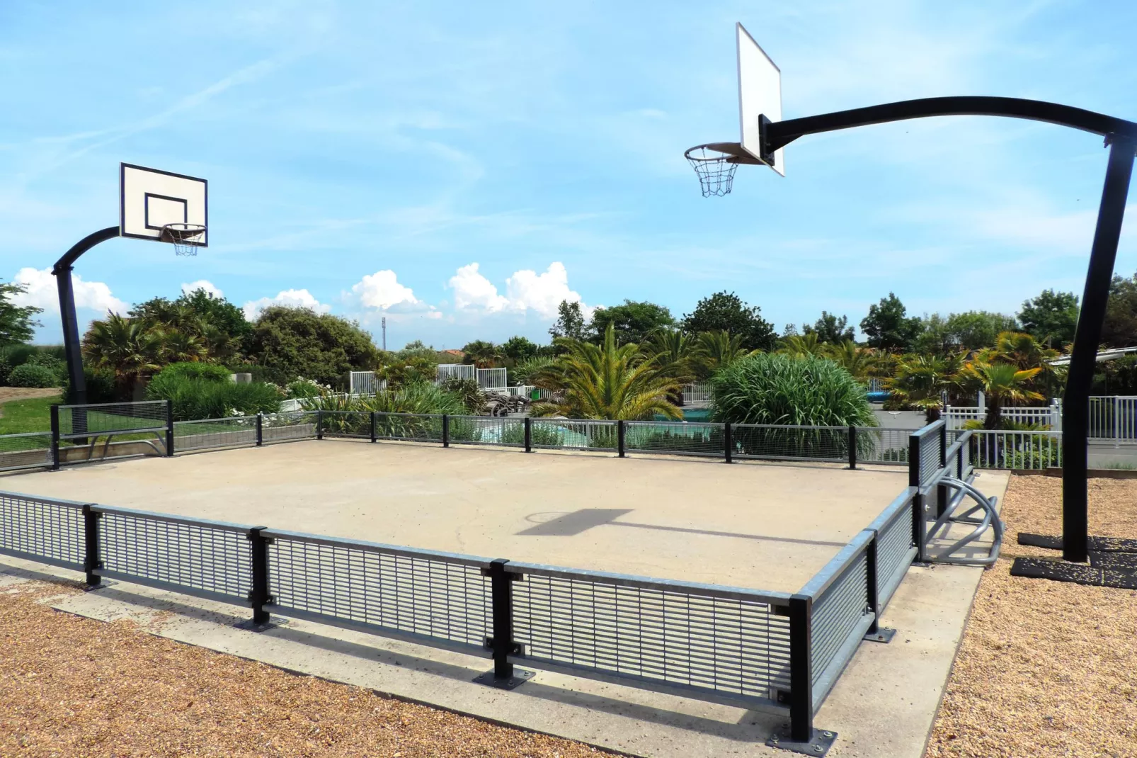 Sophora 6 with pool