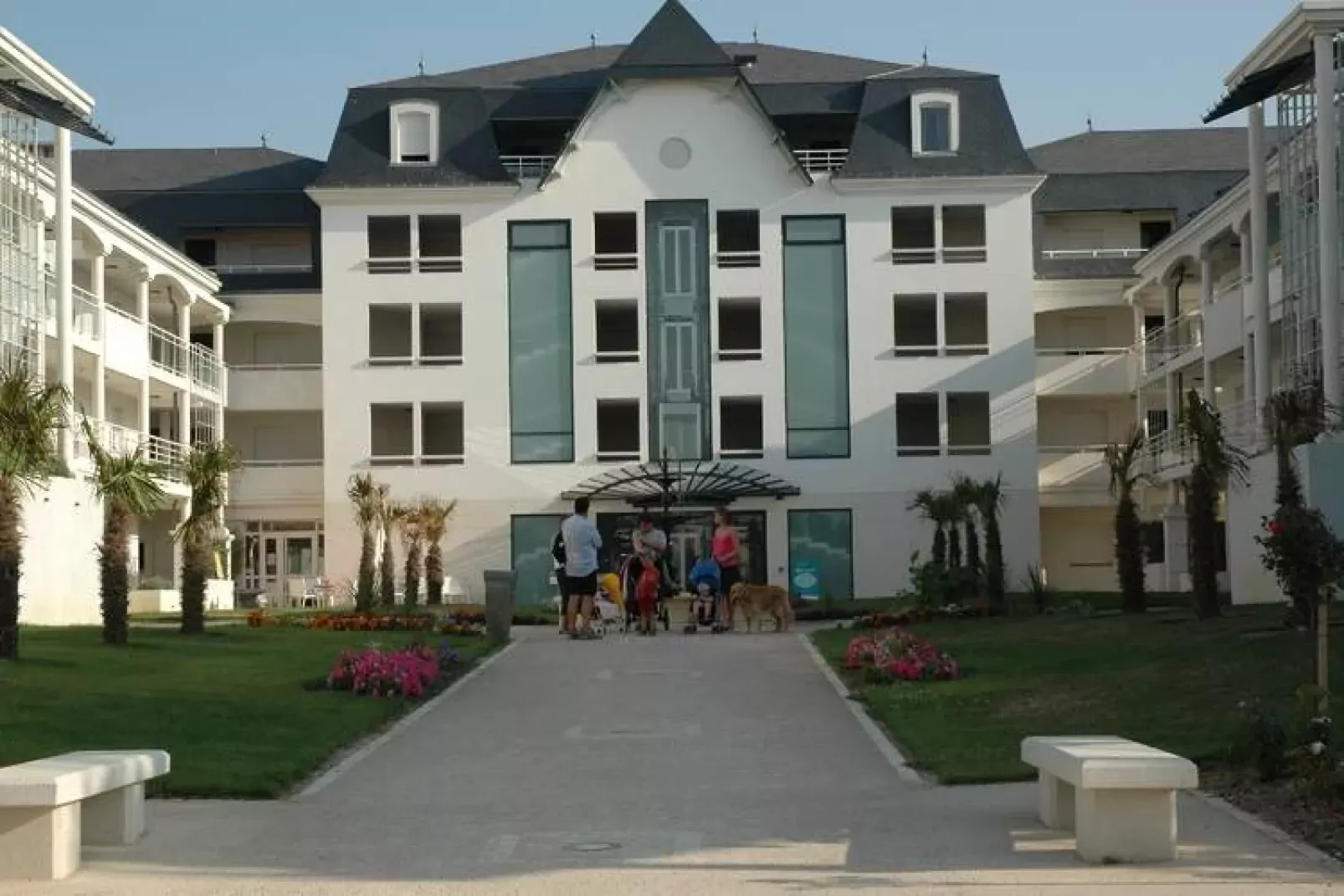 Domaine de Fontenelles 5-Buitenkant zomer
