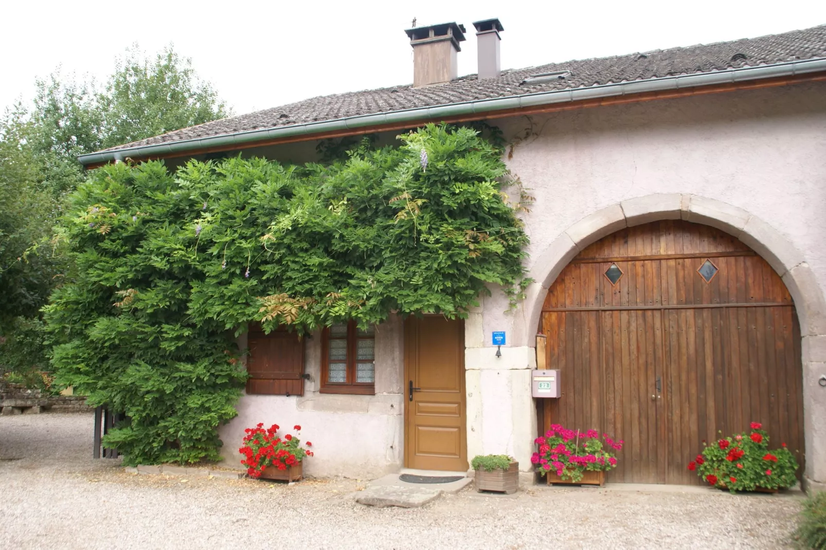 Maison de vacances - LA CHAPELLE-AUX-BOIS-Buitenkant zomer