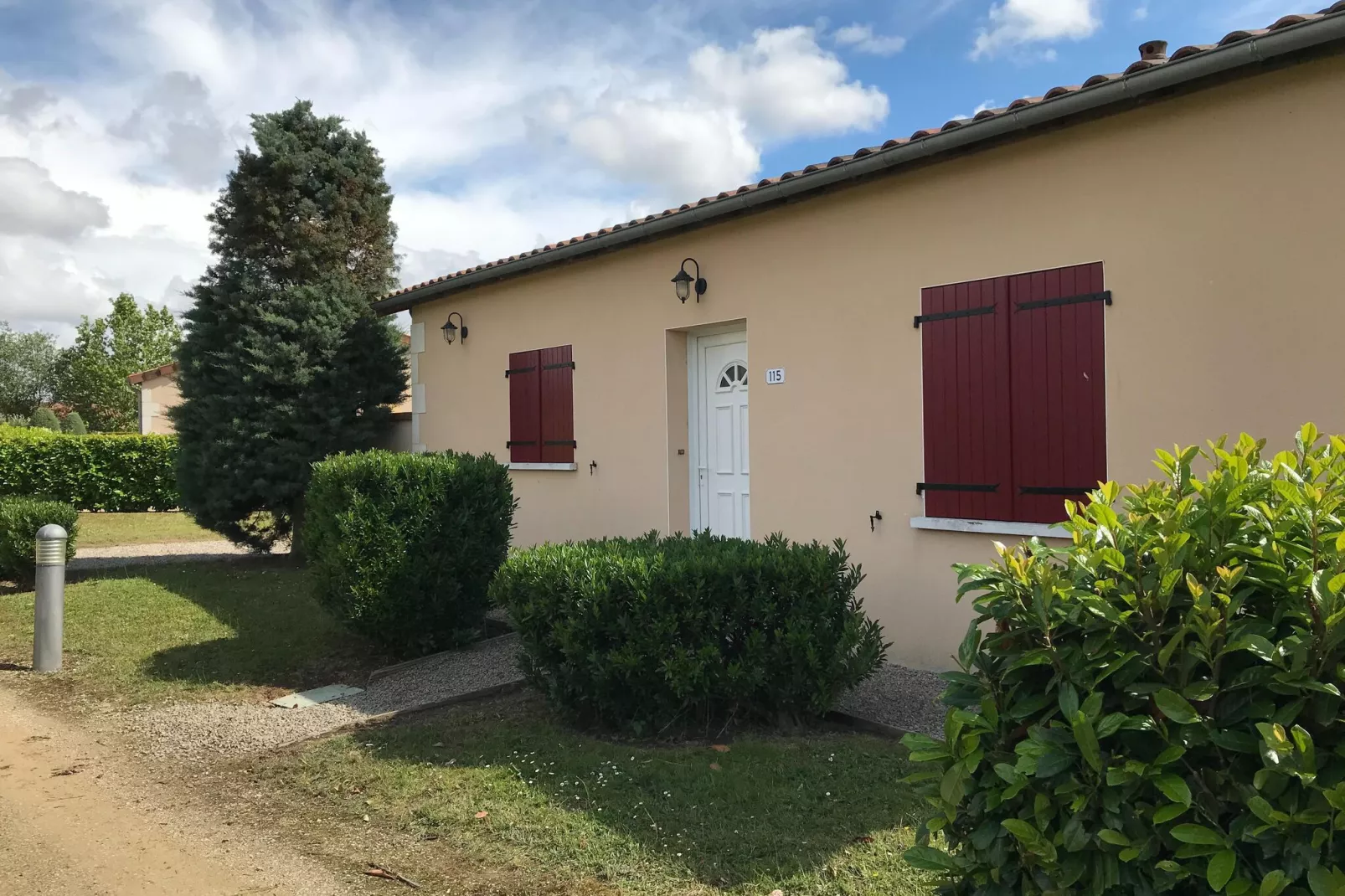 Les Forges 2 bedrooms n91-Buitenkant zomer