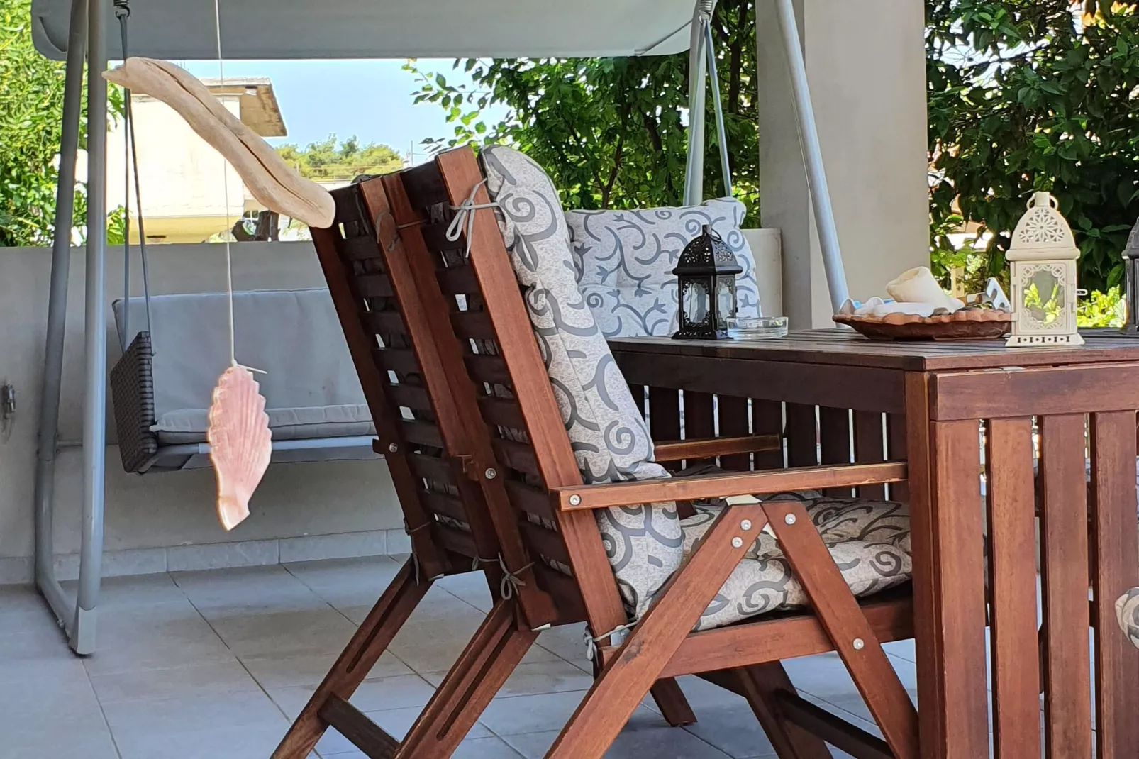 House Loutra Elenis-Terrasbalkon