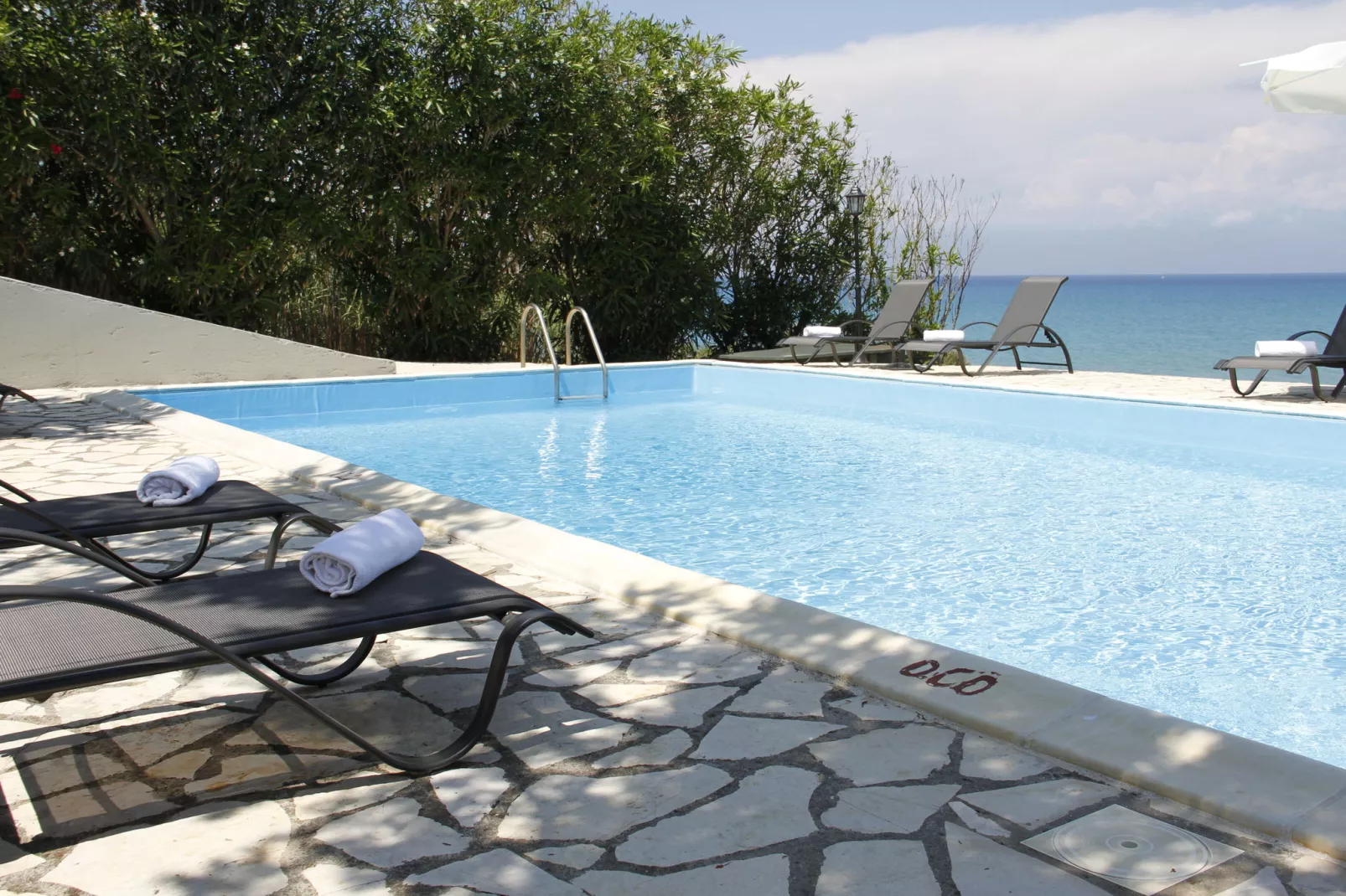 Yialos Villa-Zwembad