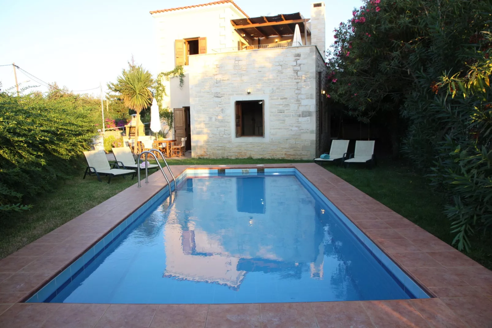 Villa Cocoon-Buitenkant zomer