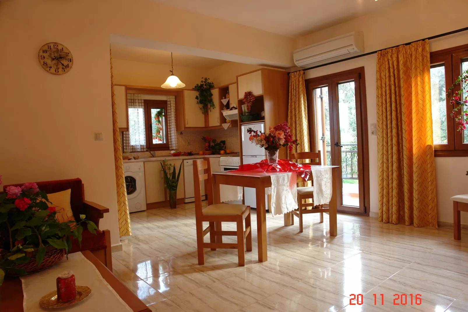 Villa Athina-Woonkamer