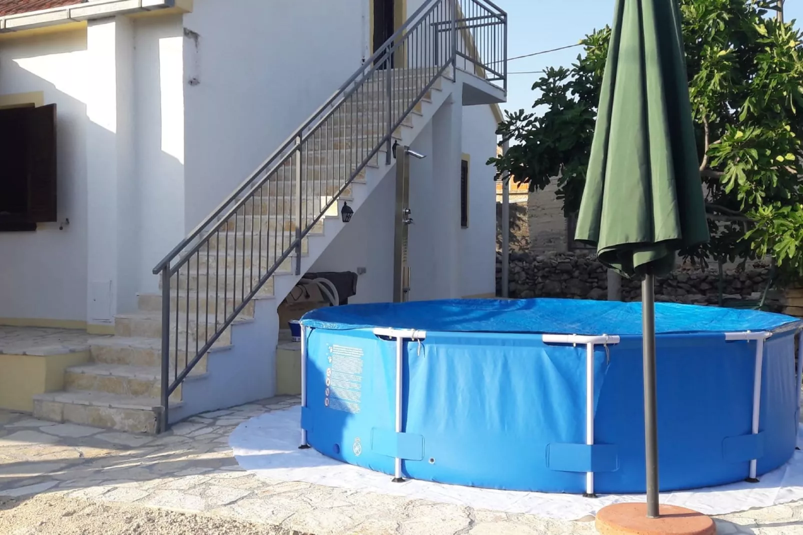 poolofhouse