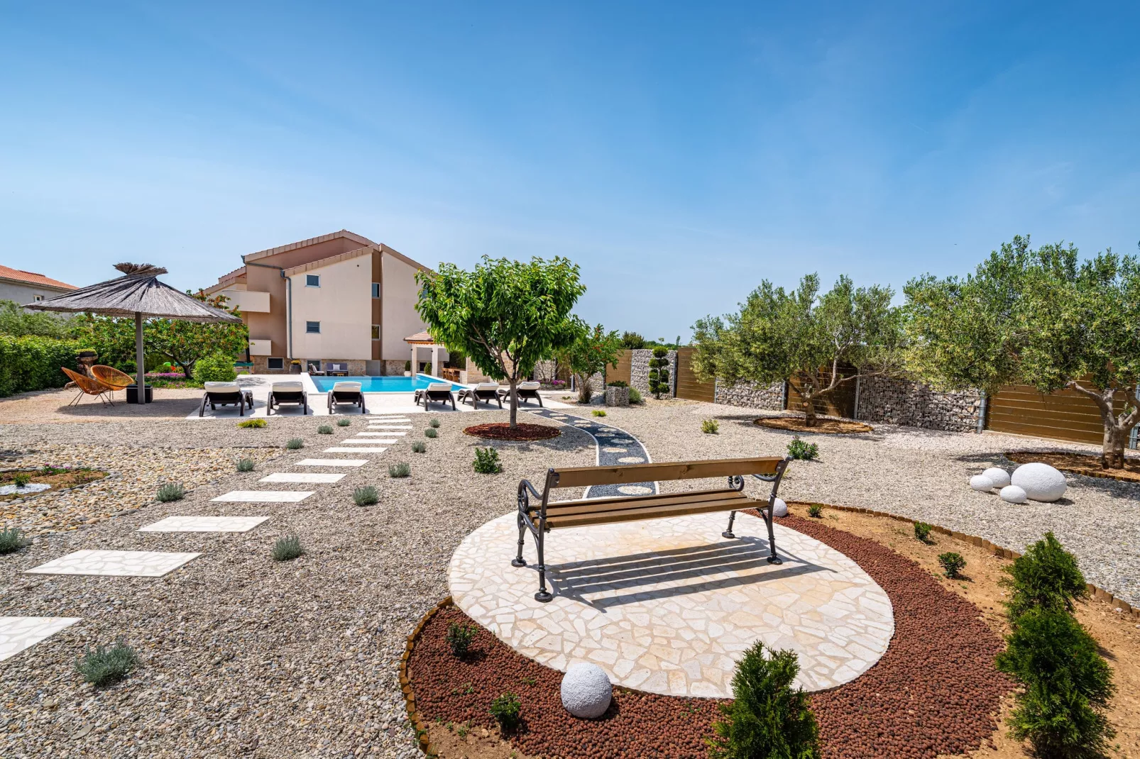 Holiday home Olive garden-Buitenkant zomer