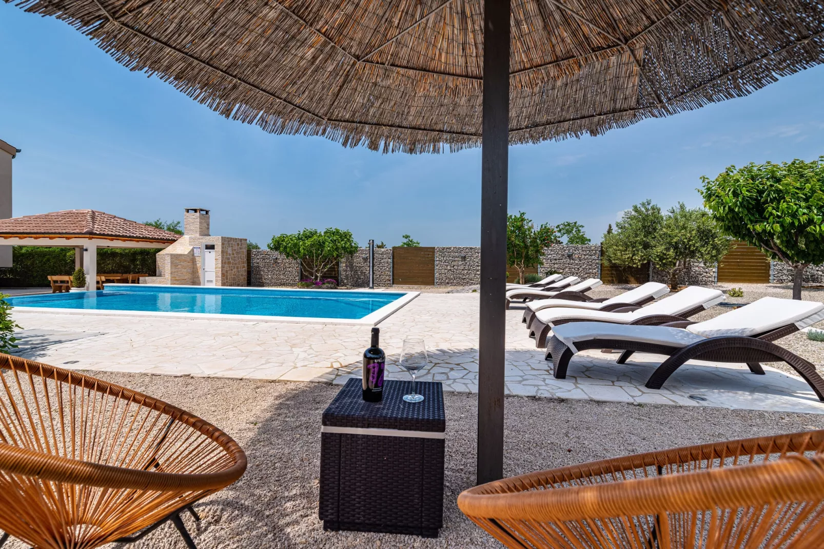 Holiday home Olive garden-Buitenkant zomer