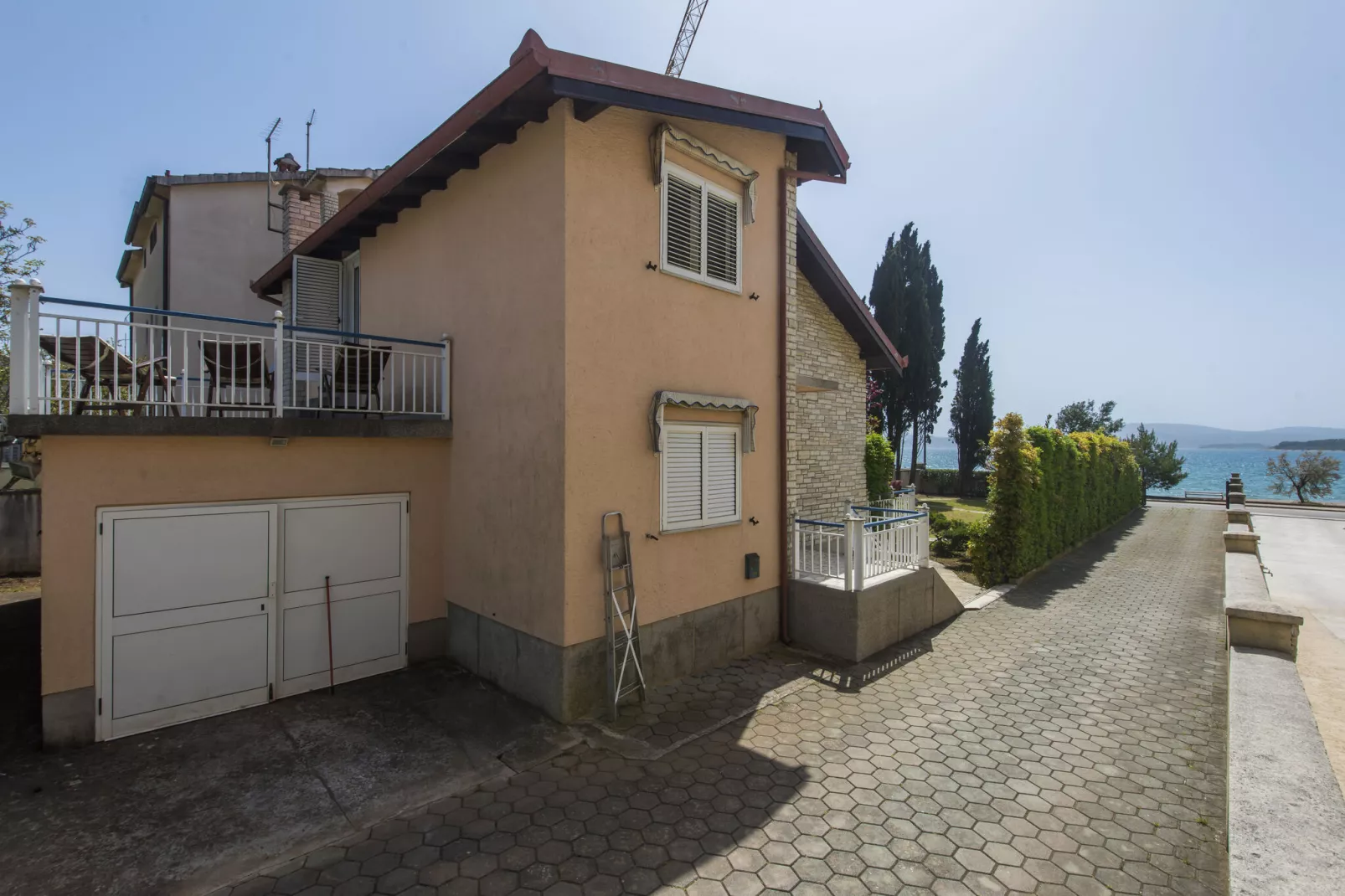 Vacation house Ornella-Buitenkant zomer