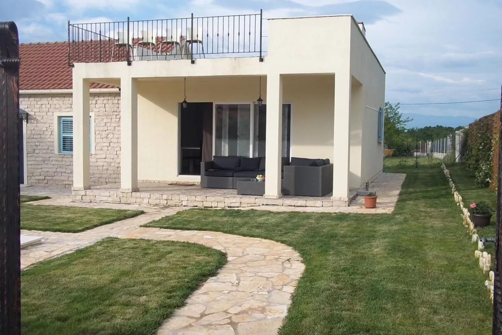 Villa Pištan-Buitenkant zomer