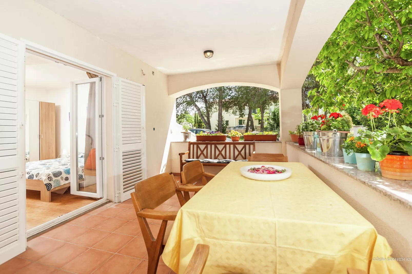 Apartman Buco-Buitenkant zomer