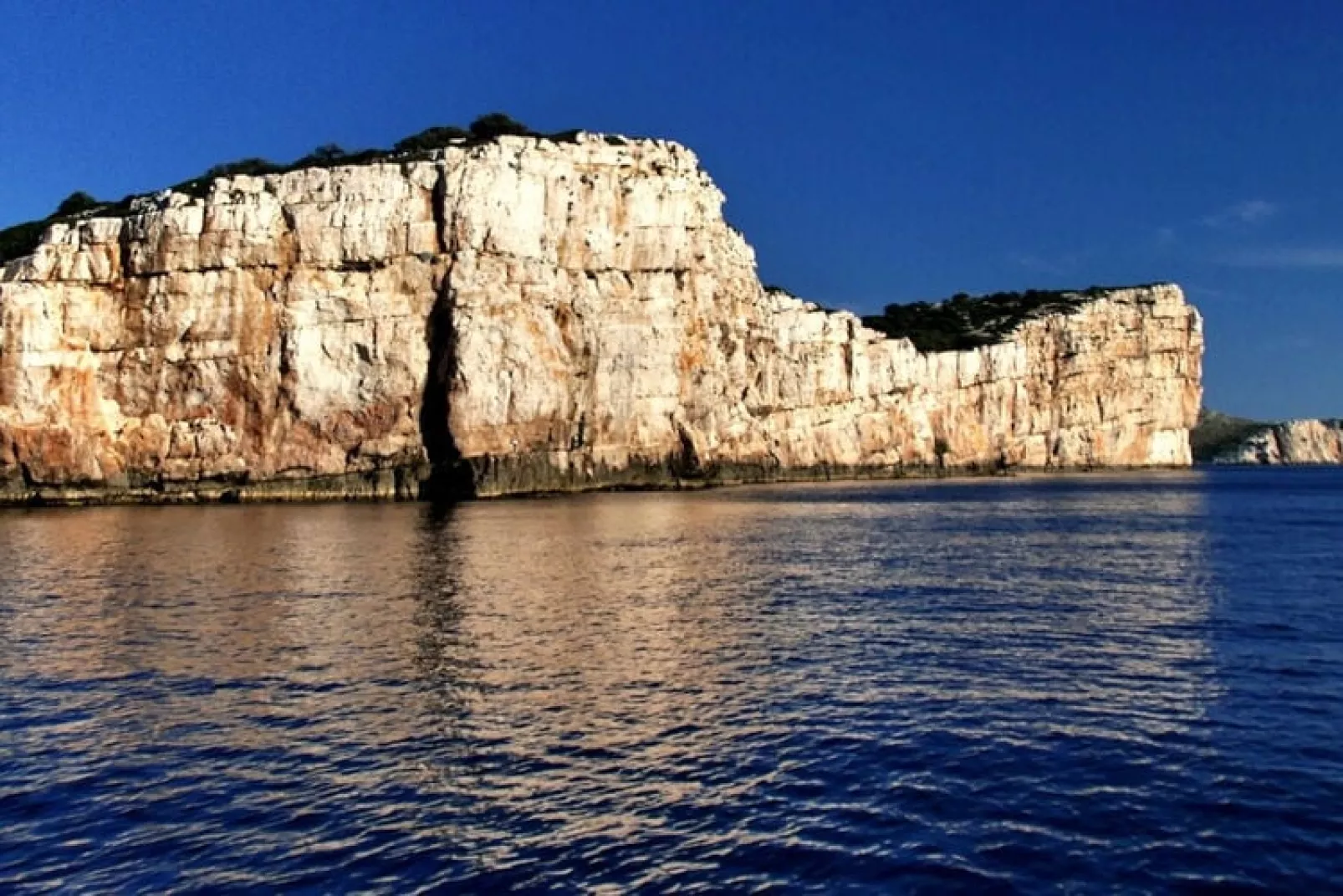 Casa Lorela in Sali Dugi Otok 4 Personen 65 qm-Gebieden zomer 5km