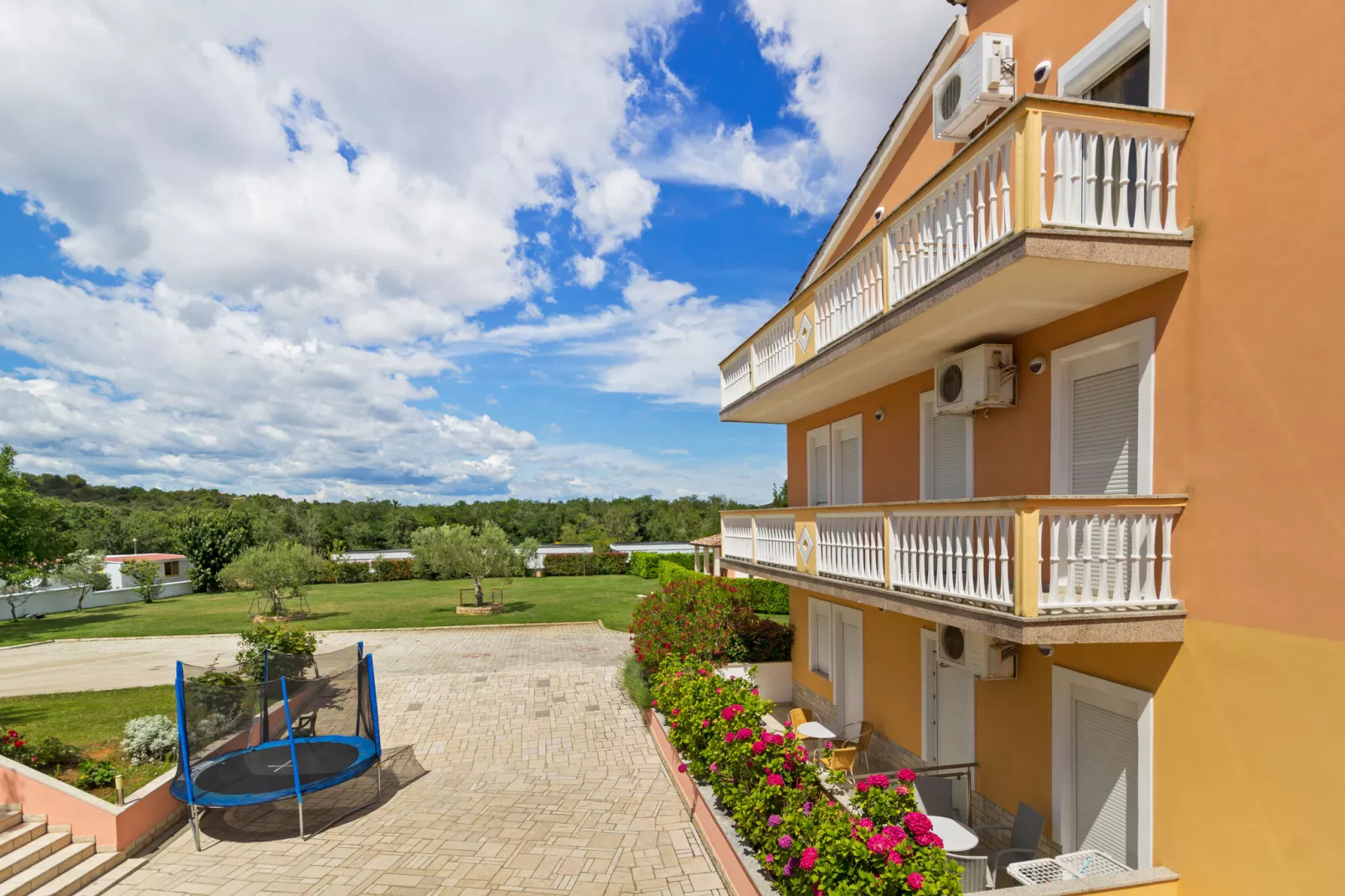Apartment  8-Tuinen zomer