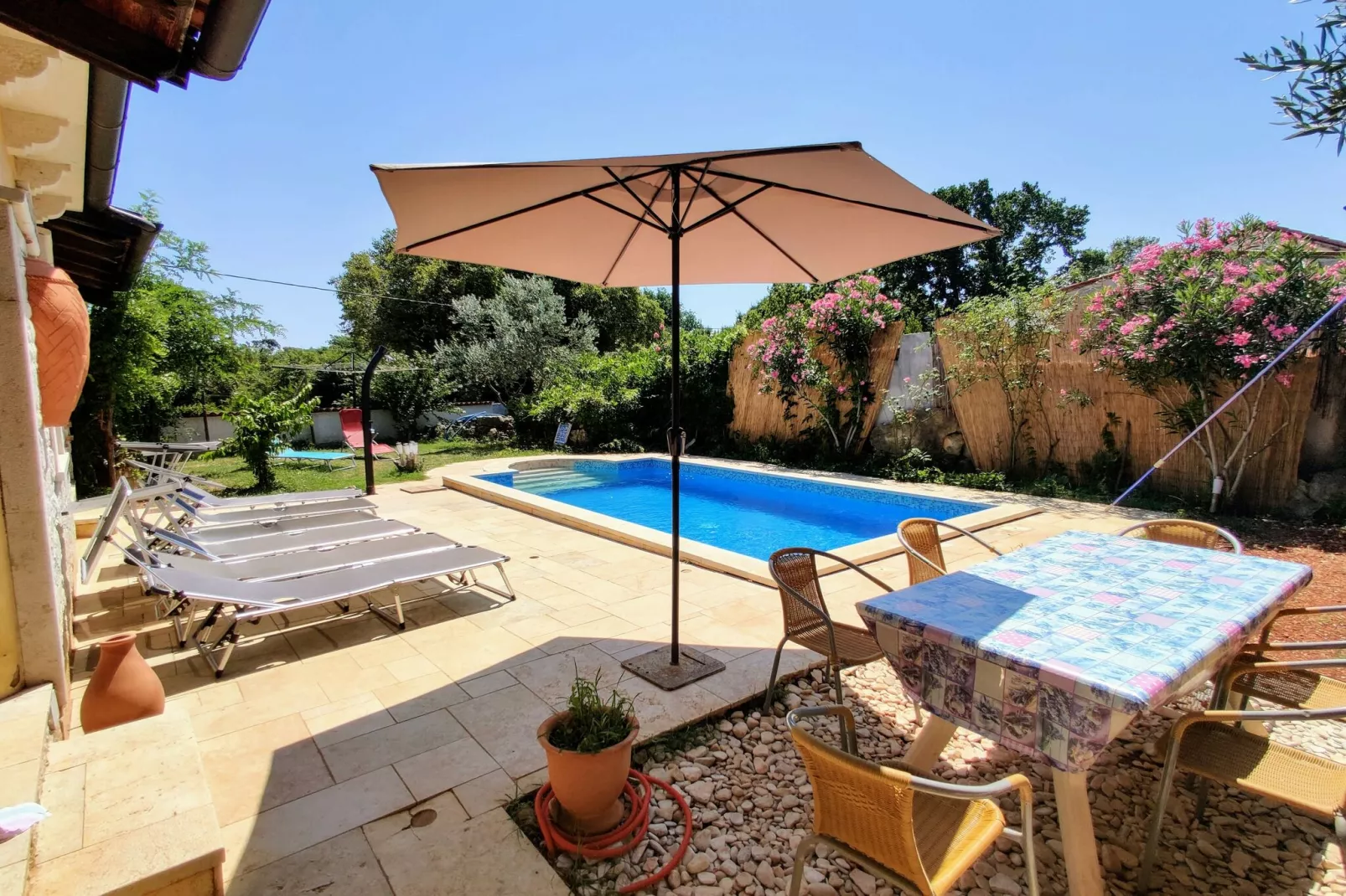 Villa Monte Madonna-Zwembad