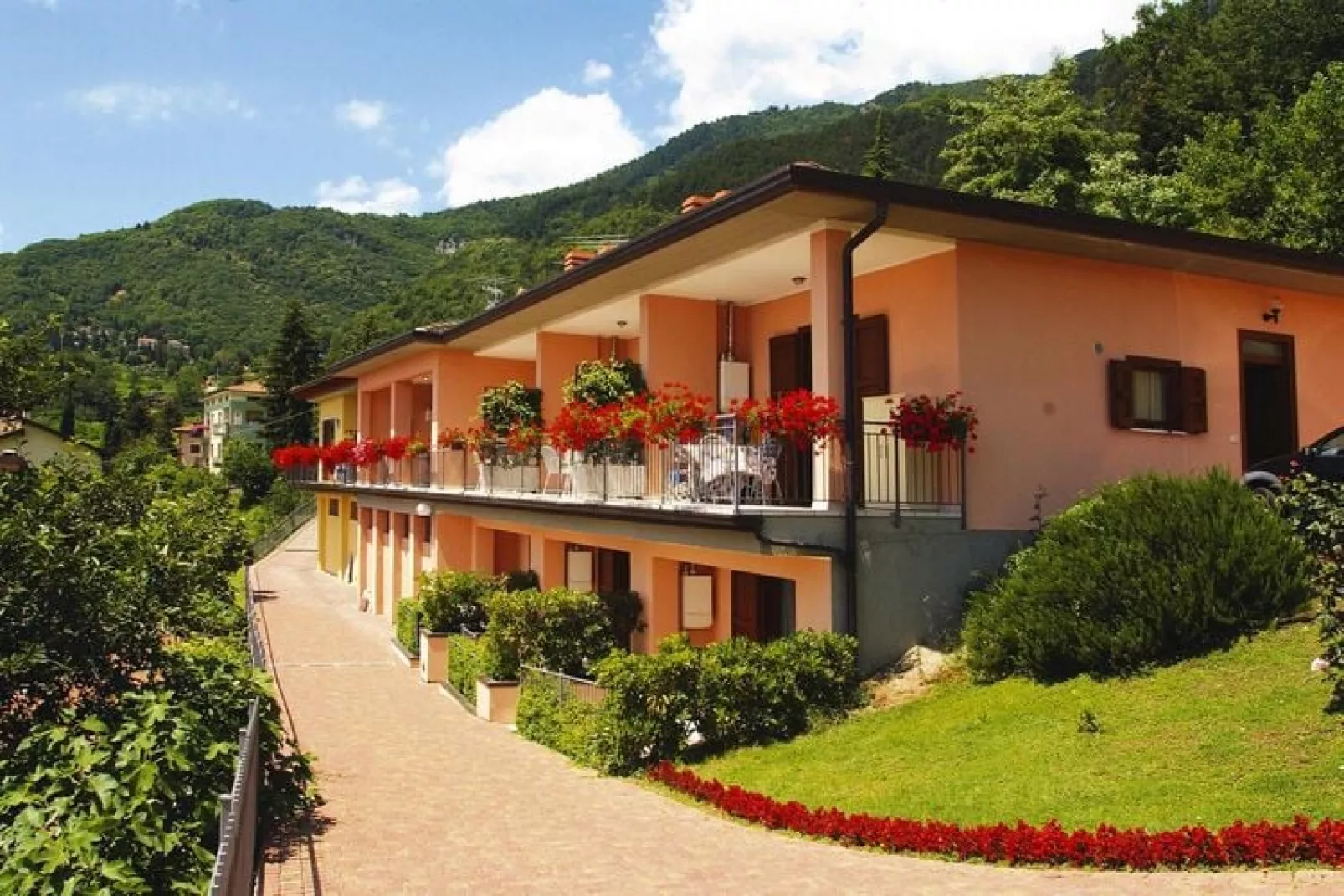 Residence Mirabel, Tignale-Bilocale Balkon Mansarde