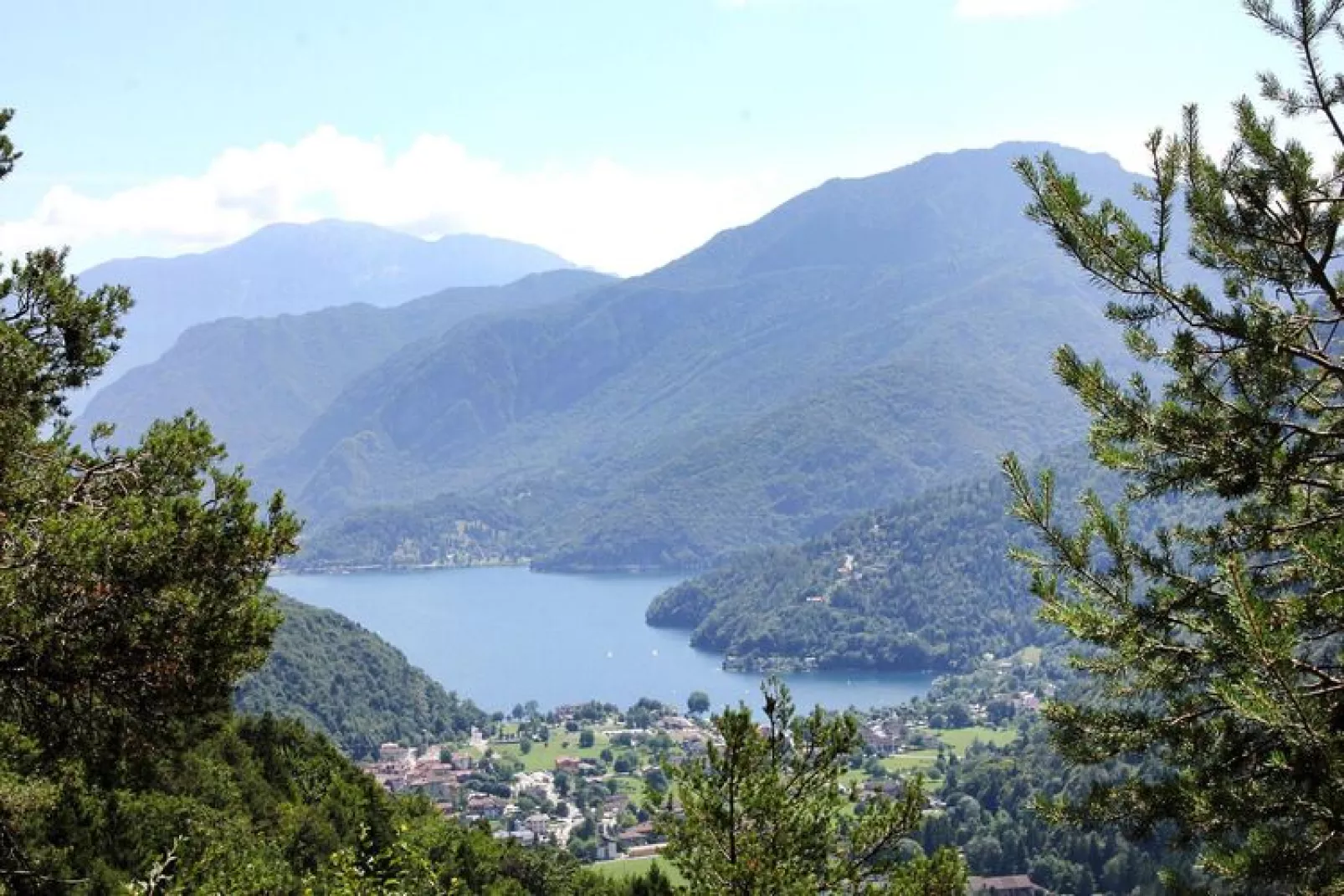 Holiday complex Villaggio Santa Lucia, Bezzecca-trilo-Uitzicht zomer