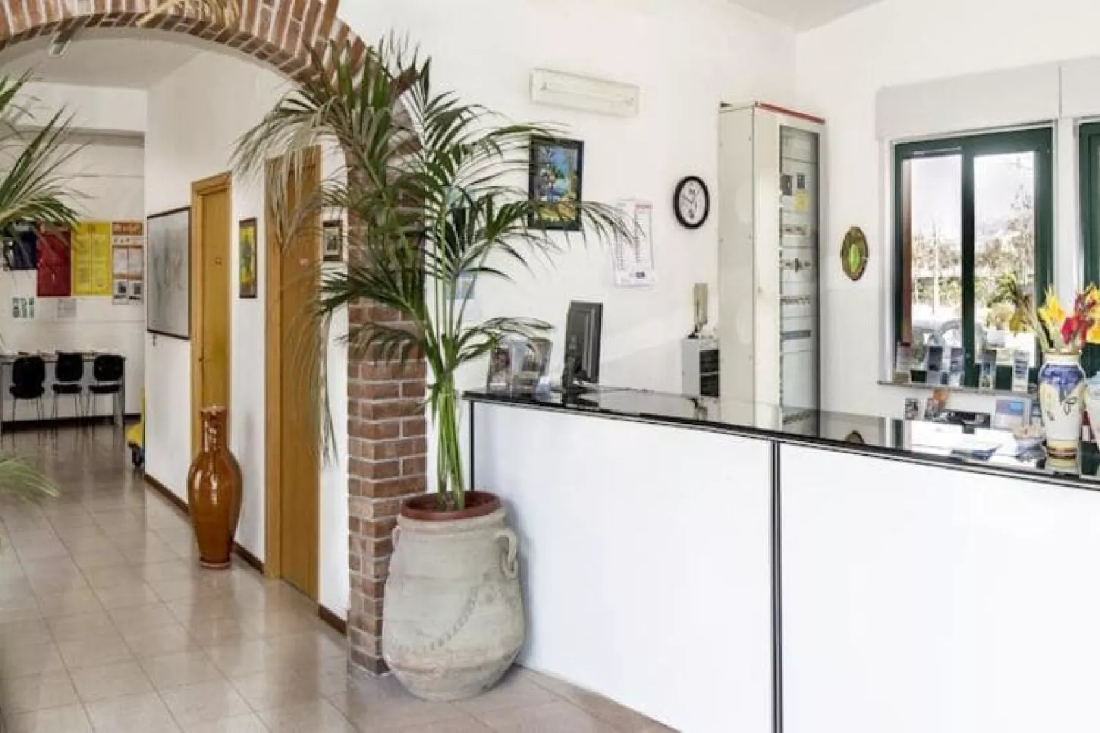 Appartement in Giardini Naxos vlakbij de zee-Image-tags.