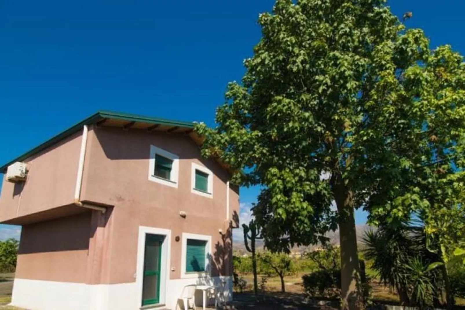 Appartement in Giardini Naxos vlakbij de zee-Image-tags.