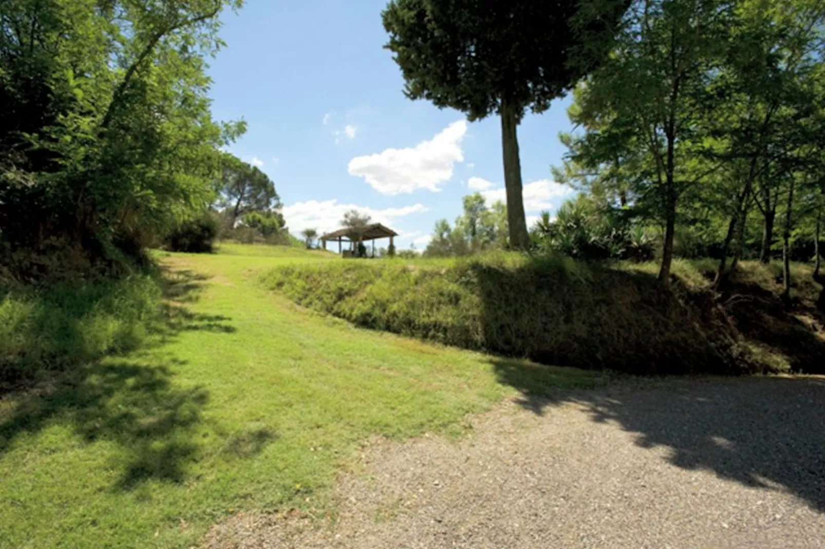Villa Oliva-Tuinen zomer