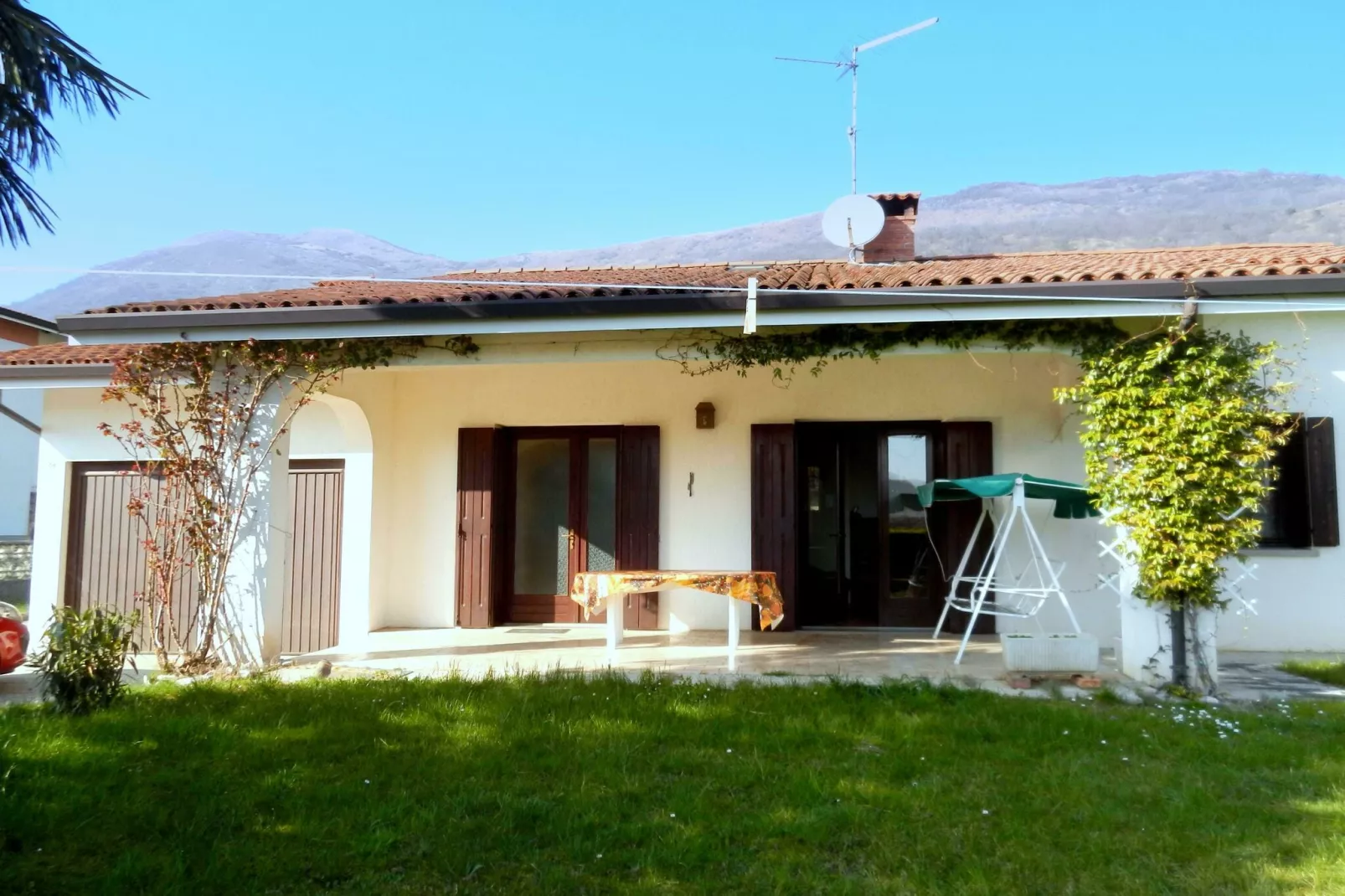 Casa Travesio-Buitenkant zomer