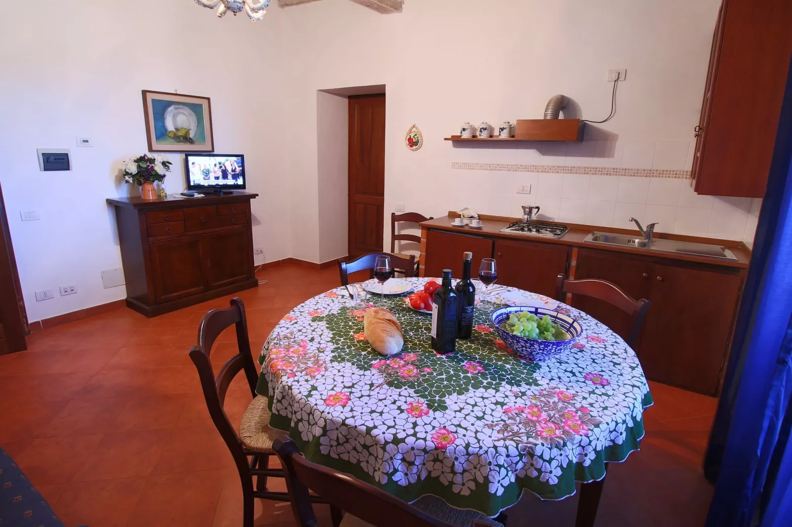 Gualdo Cattaneo Piccolo-Eetkamer