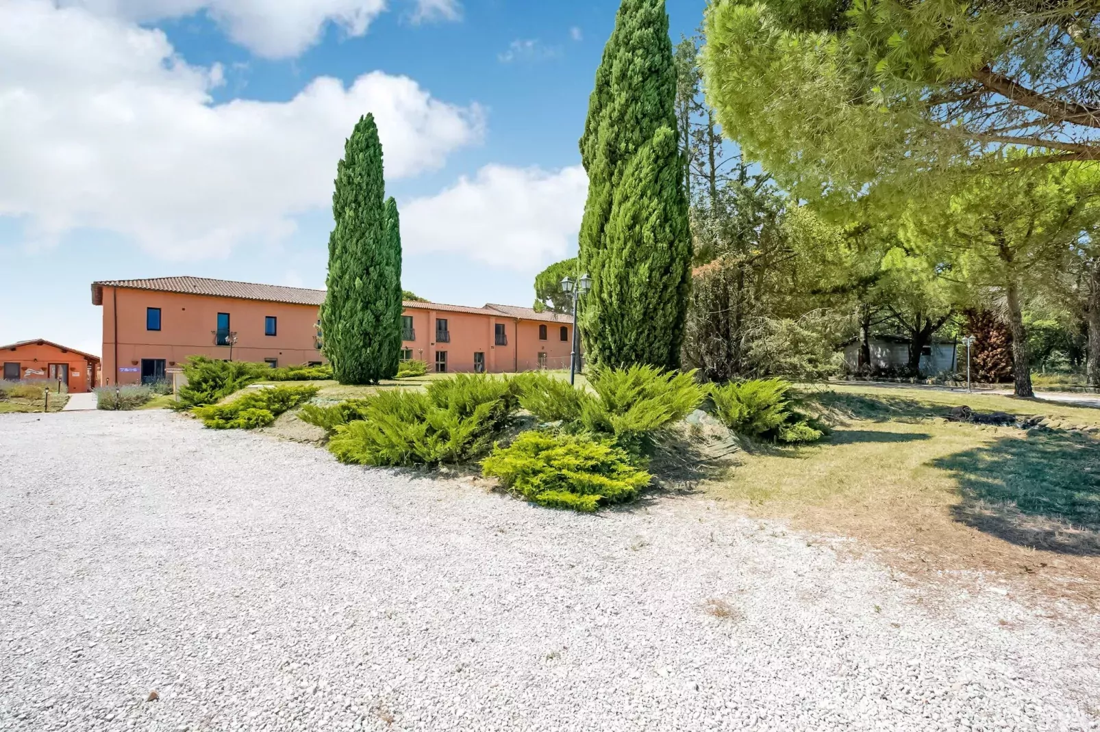 Appartamento il Gufo-Buitenkant zomer