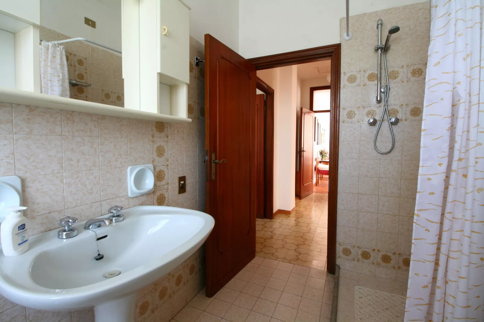 Casa Miralago-Badkamer