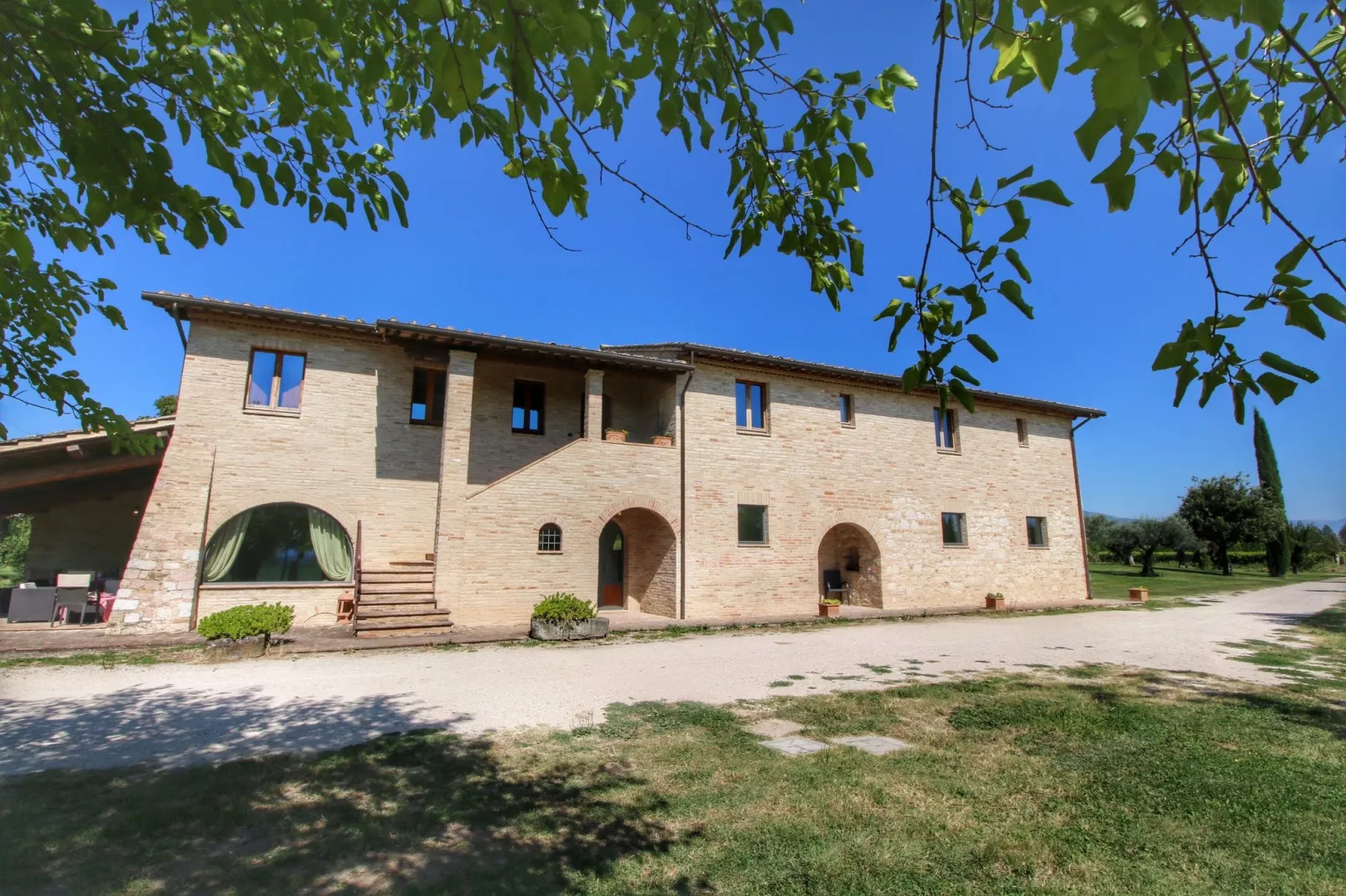 Villa Angeli-Buitenkant zomer