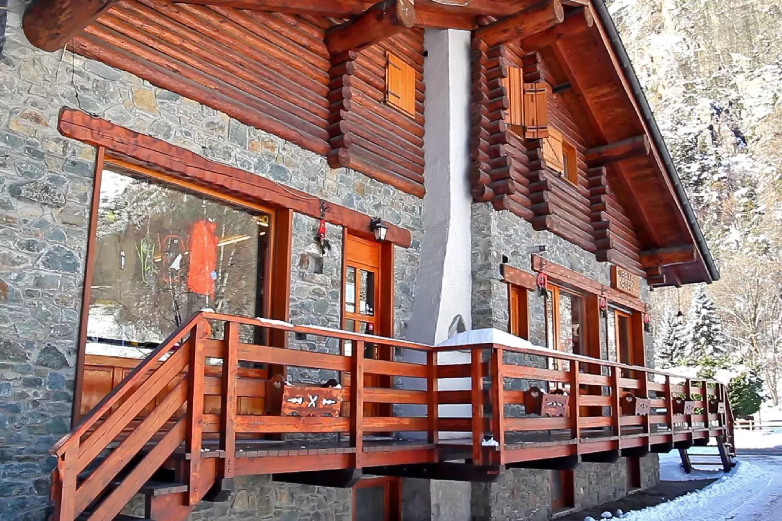 Chalet Antey Trilo-Exterieur winter