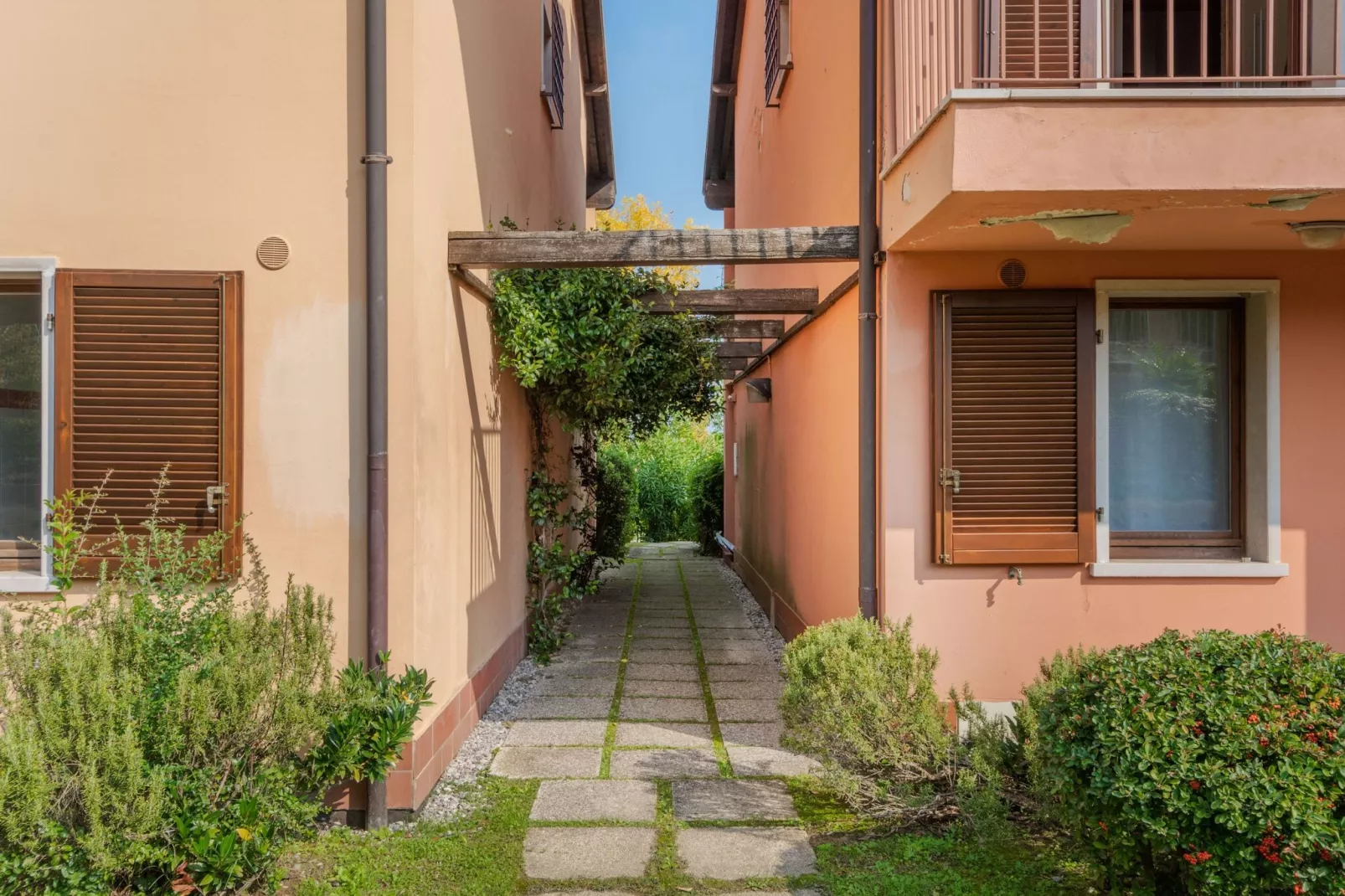 Gezellig appartement in Polpenazze del Garda met grote tuin-Hal-ontvangst