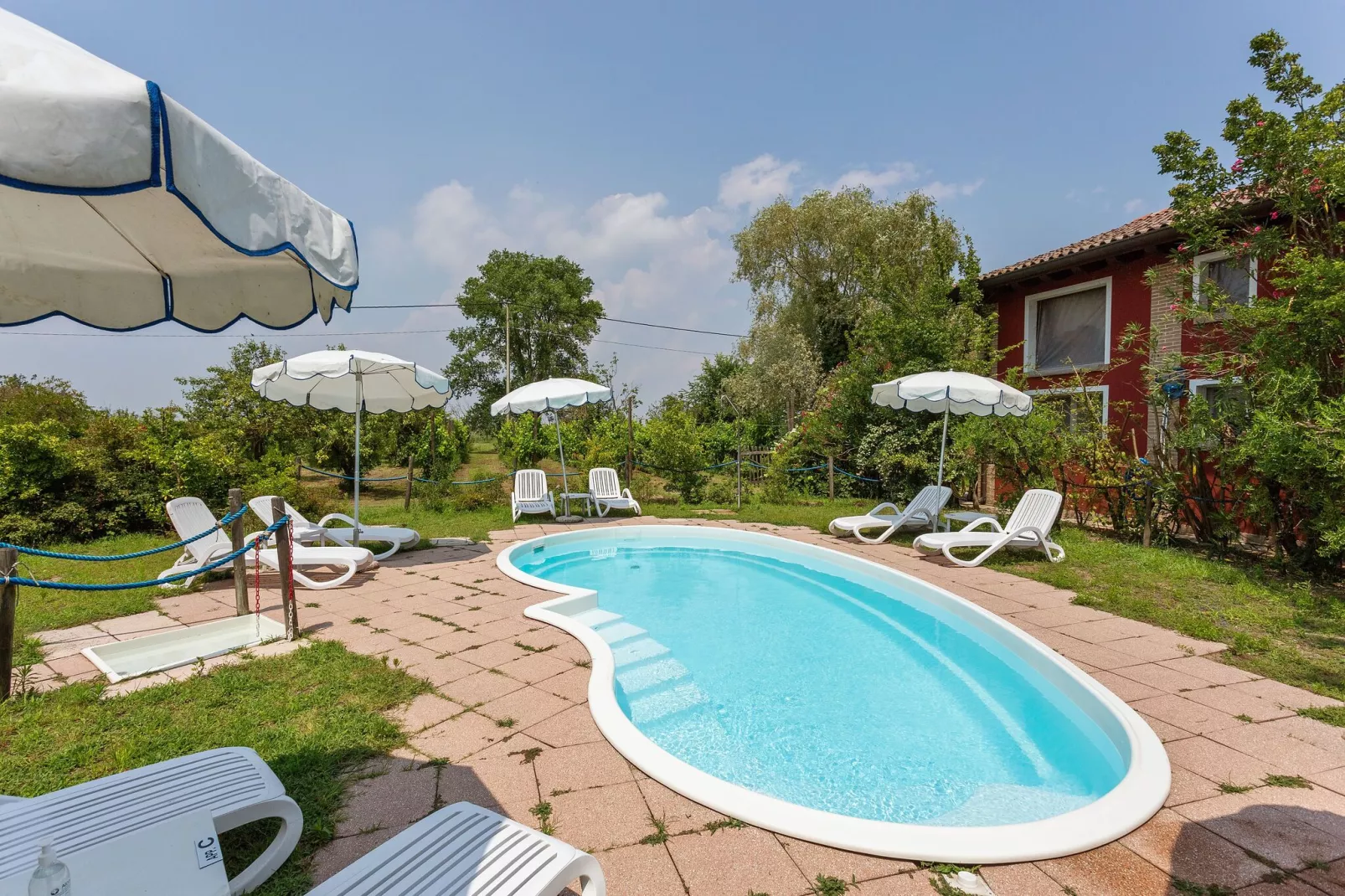 poolofhouse
