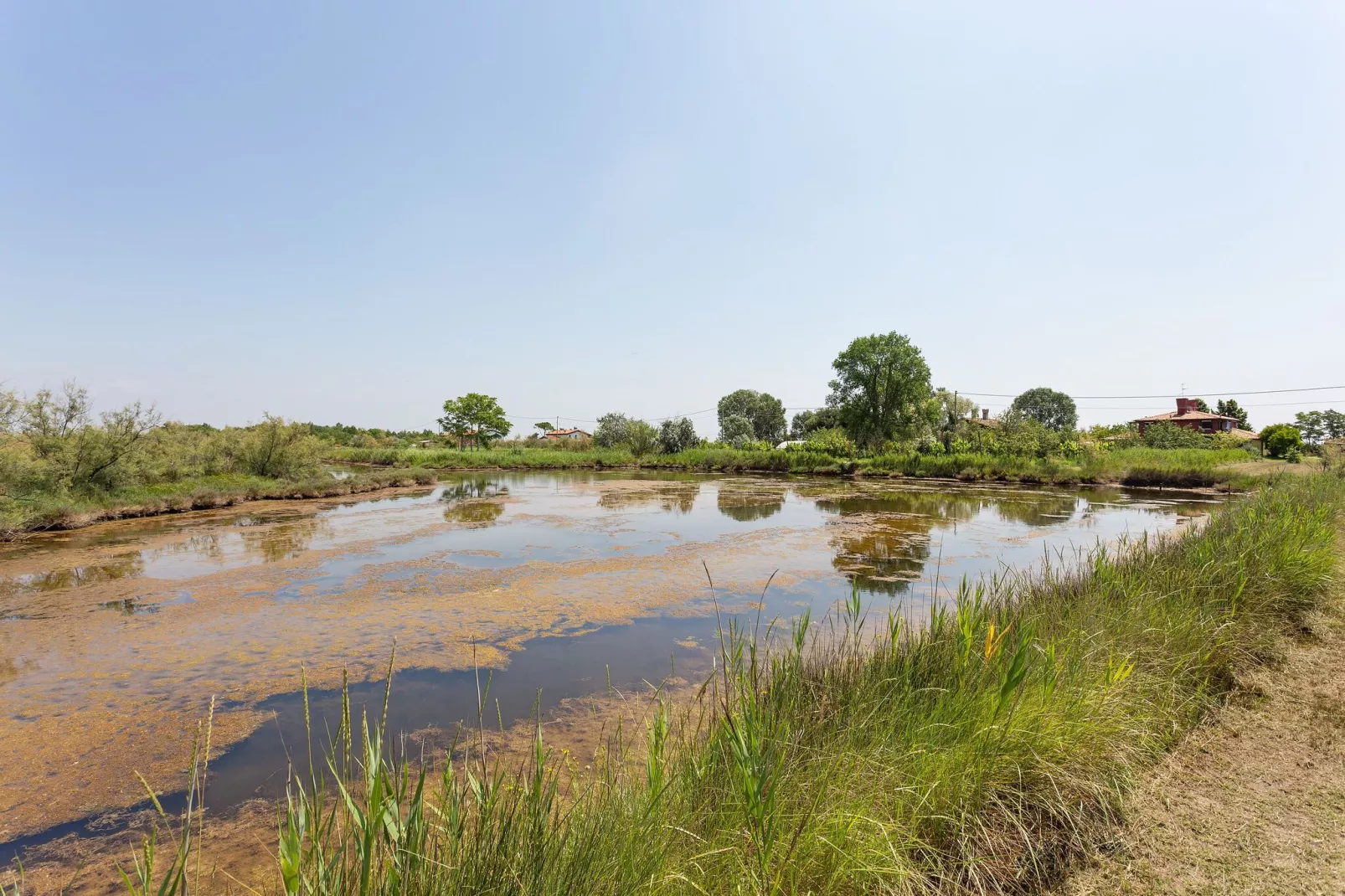 Leuk appartement op de begane grond in een vakantiehuis met zwembad aan de lagune van Venetië-Gebieden zomer 5km