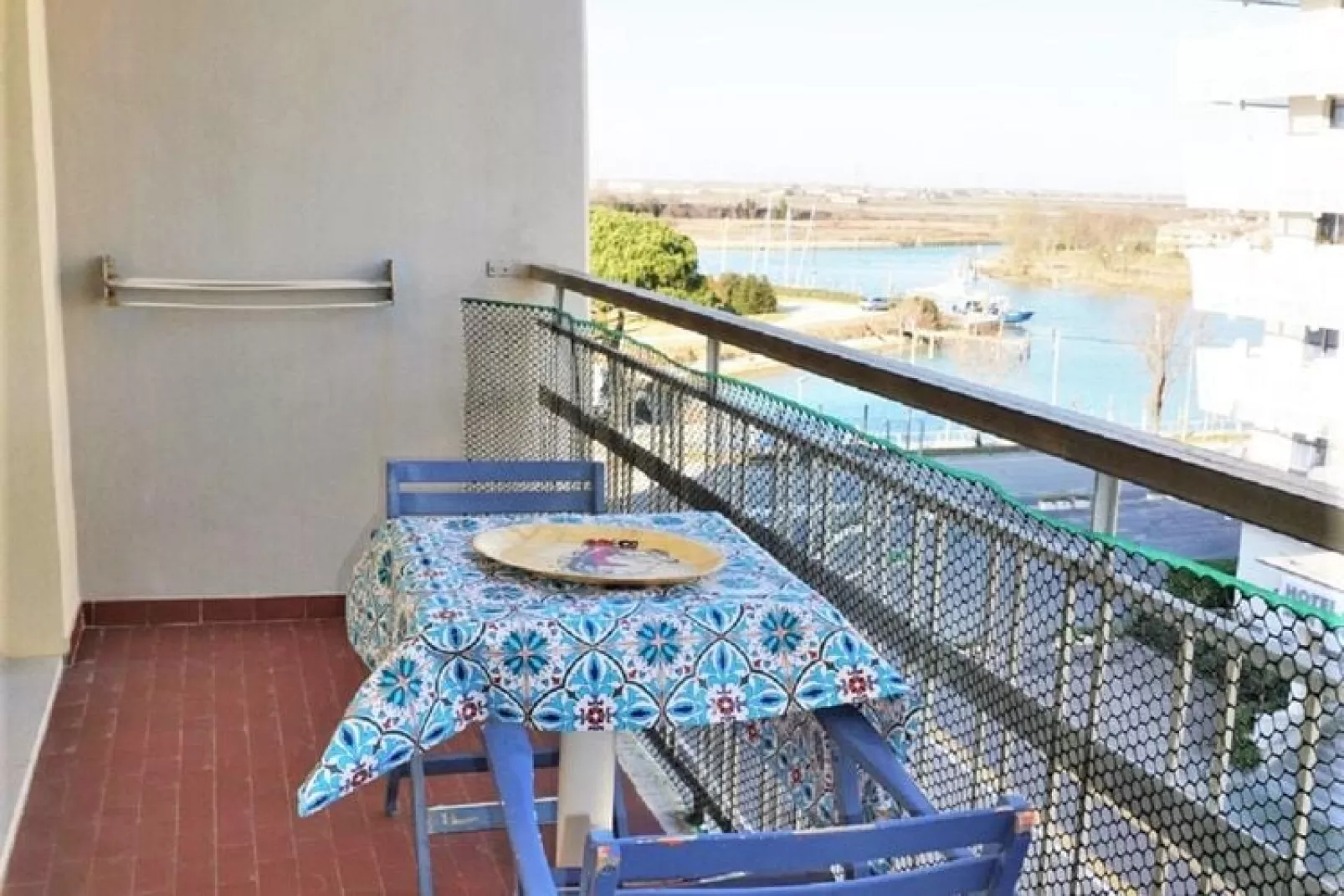 Bora 14F mono-Terrasbalkon