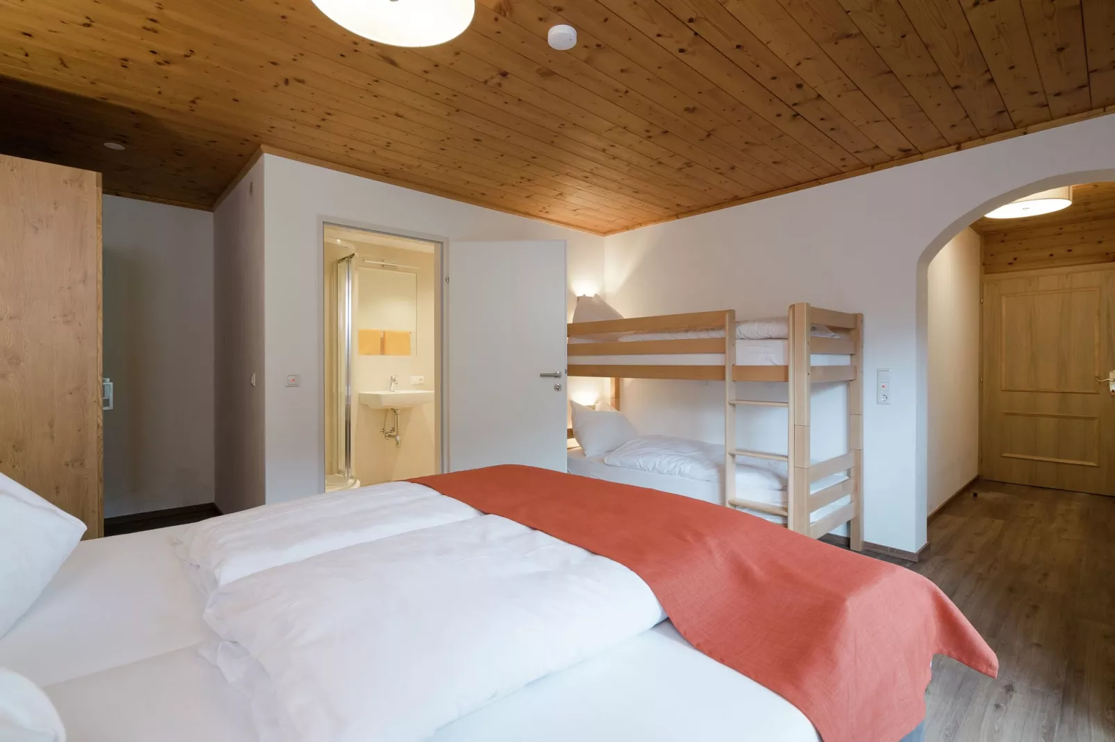 Alpensteinbock Saalbach B-Slaapkamer