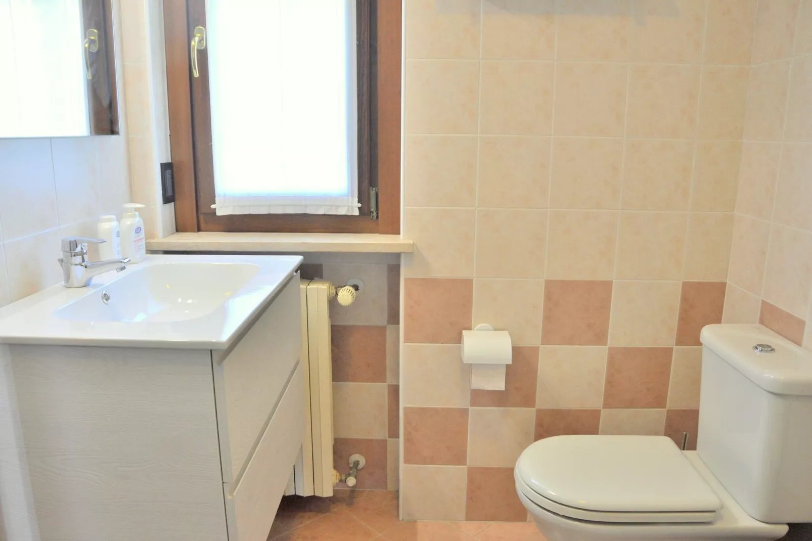 Casara Quindici-Badkamer