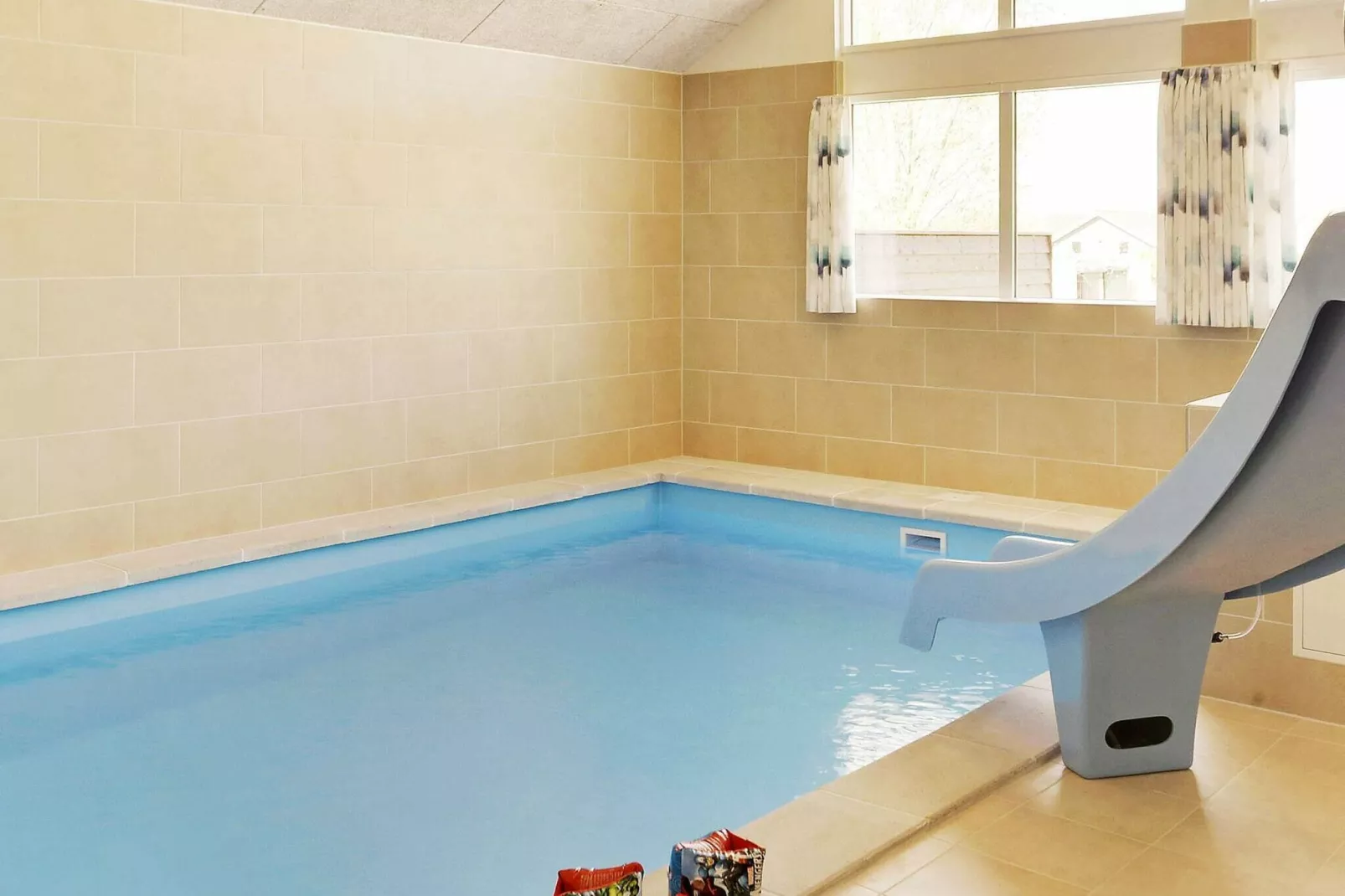 16 persoons vakantie huis in Idestrup-Zwembad