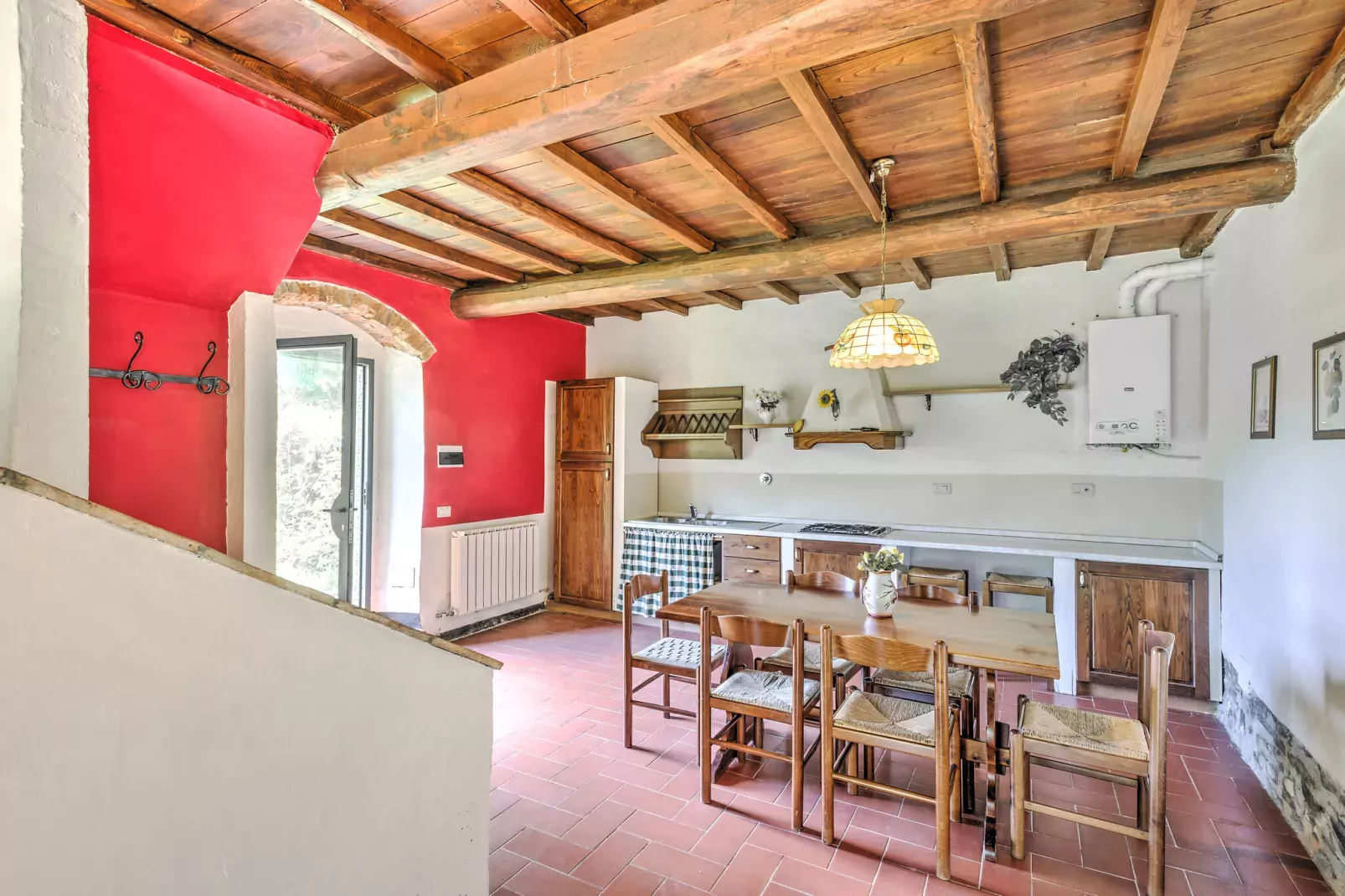 Aantrekkelijke appartement in Dicomano met prachtig uitzicht-Keuken