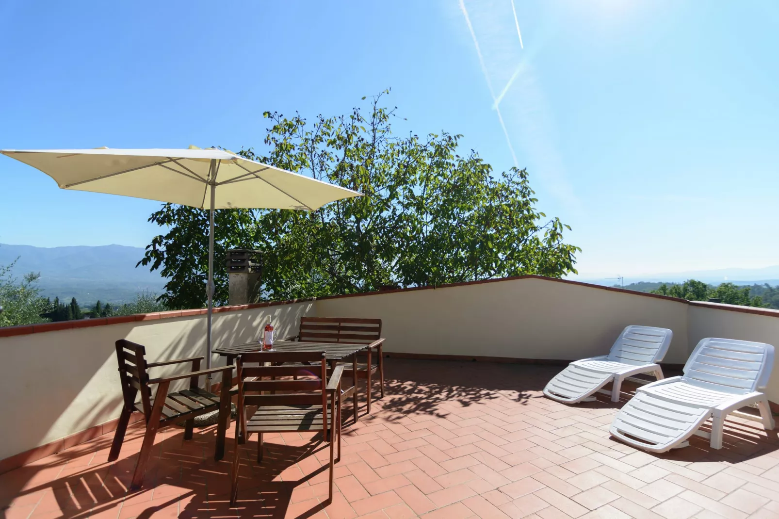 Camino Ugo-Terrasbalkon