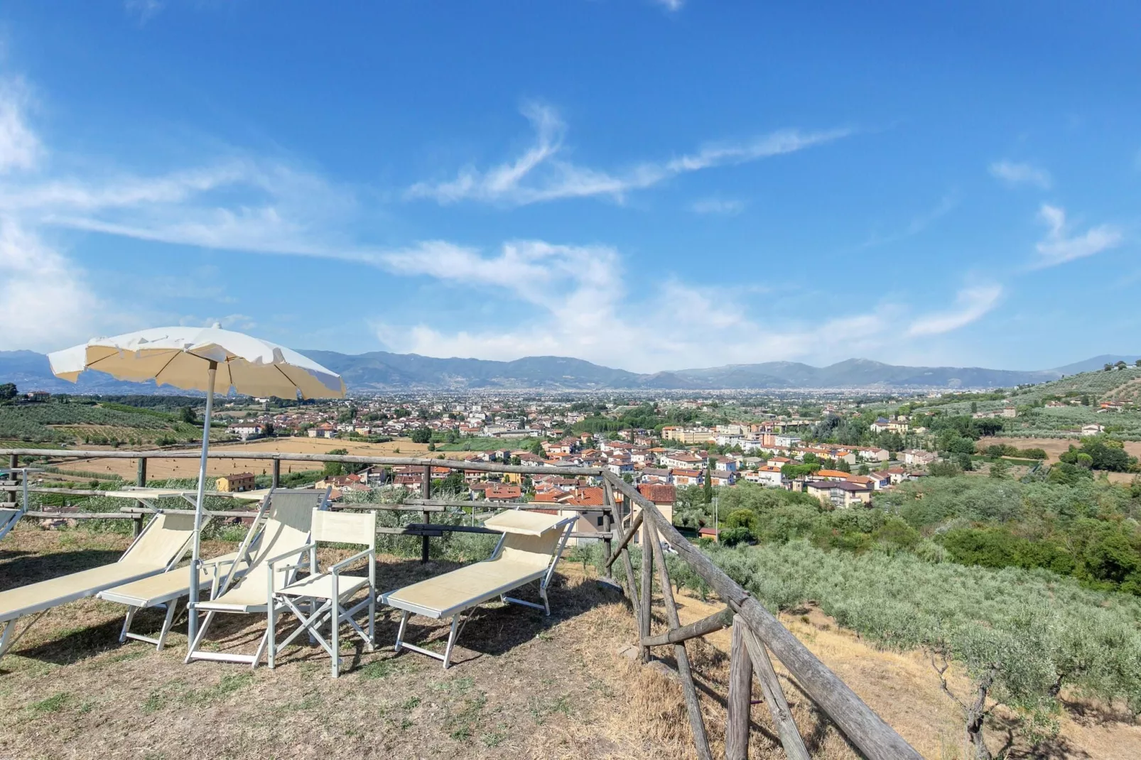 La Casa dei Due Olivi-Uitzicht zomer