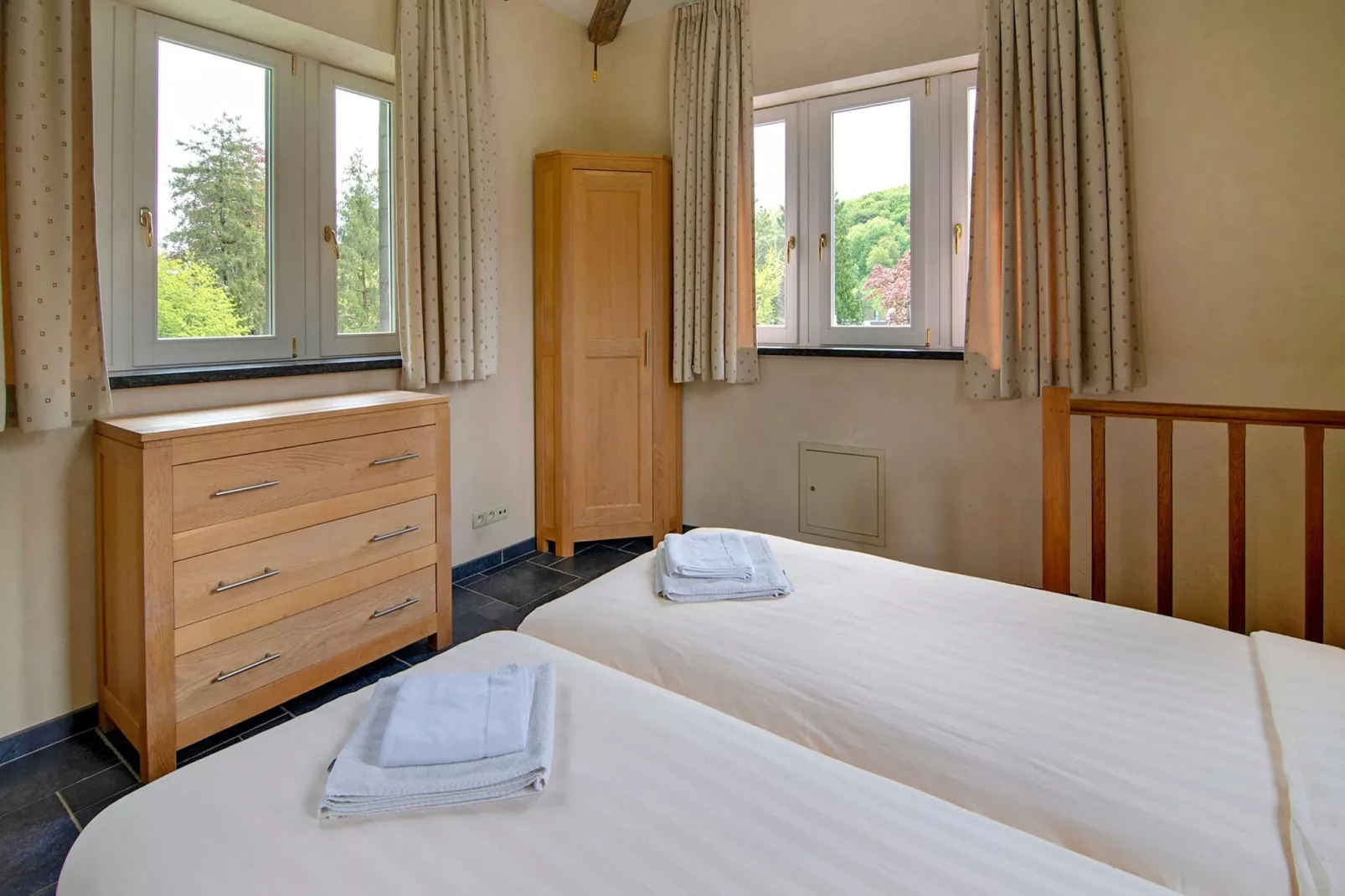 Torenwoning voor acht Domaine Château Dieupart-Slaapkamer