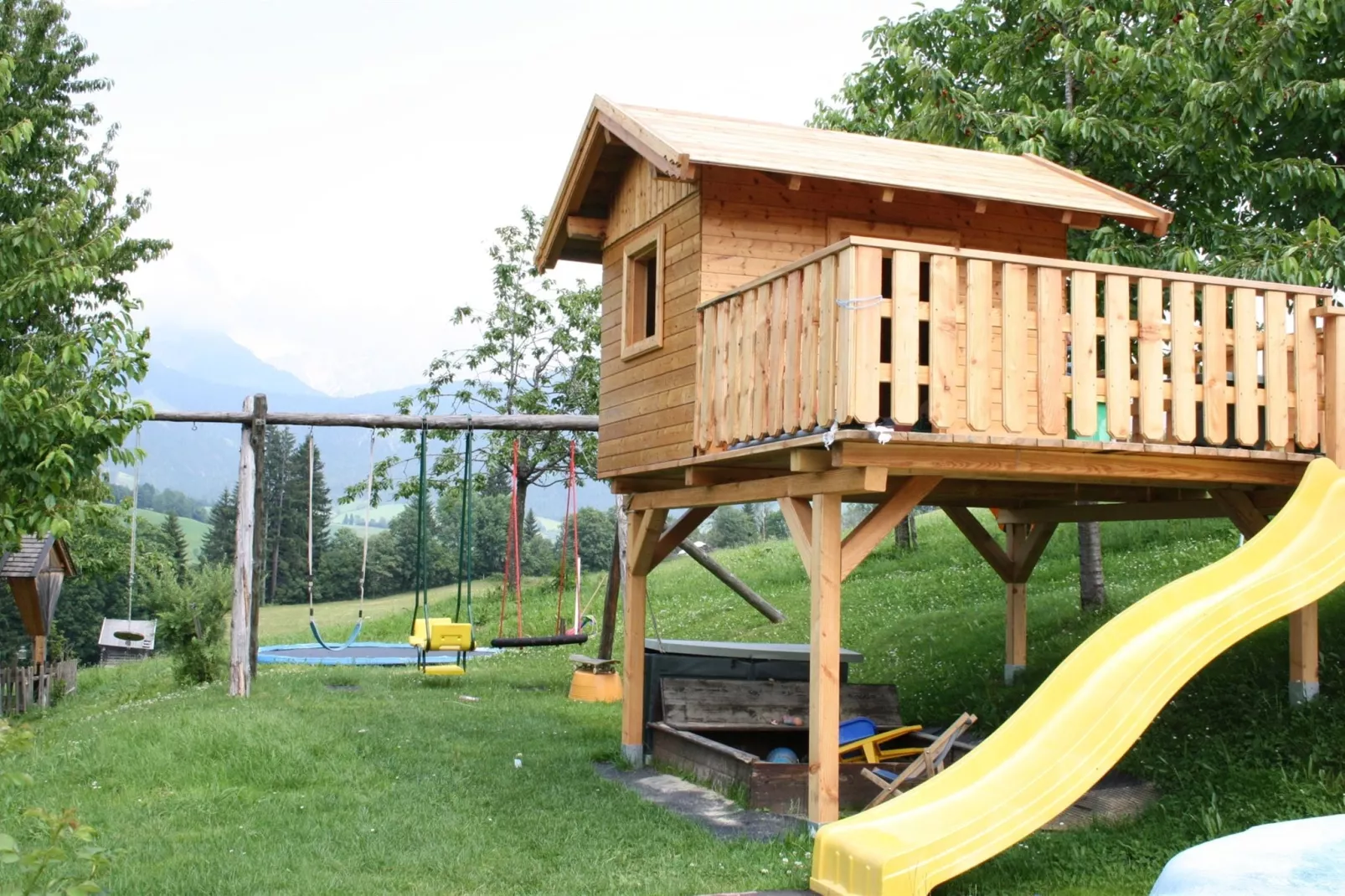 Chalet Schattberg-Tuinen zomer