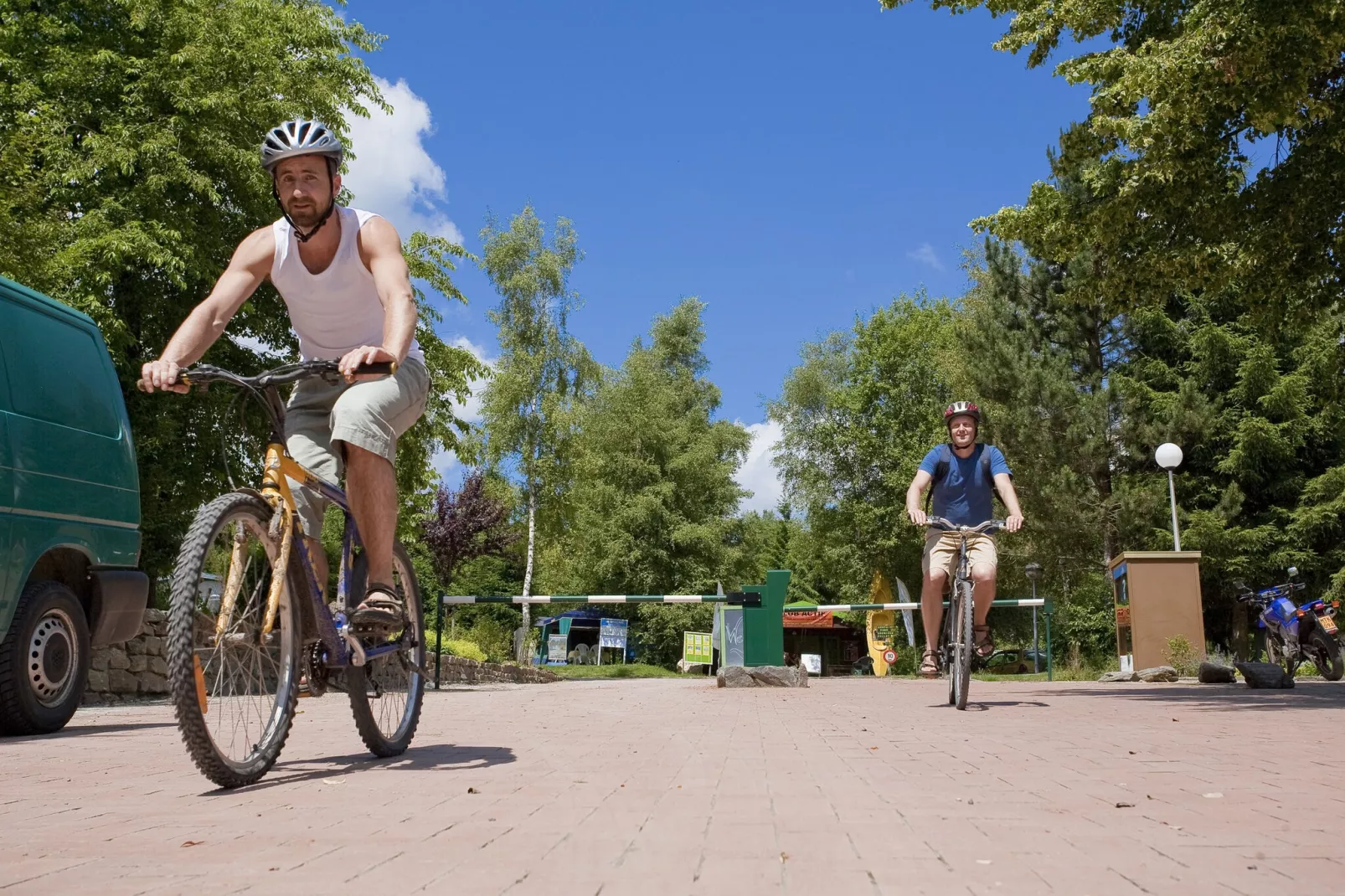 Camping Petite Suisse 1-Parkfaciliteiten