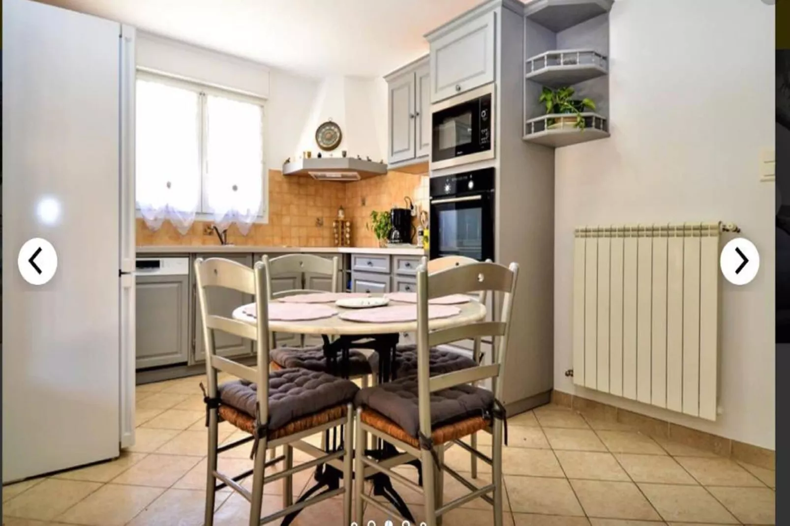 VILLA LA VERNEDE-Keuken