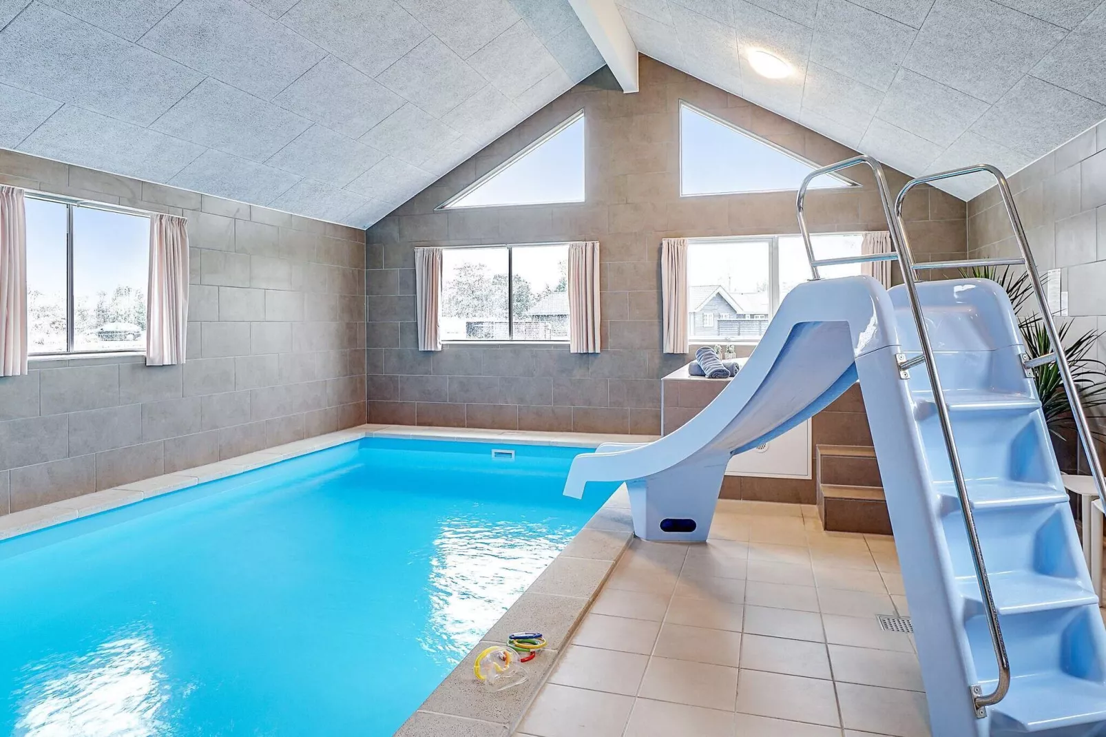20 persoons vakantie huis in Grenaa-Zwembad