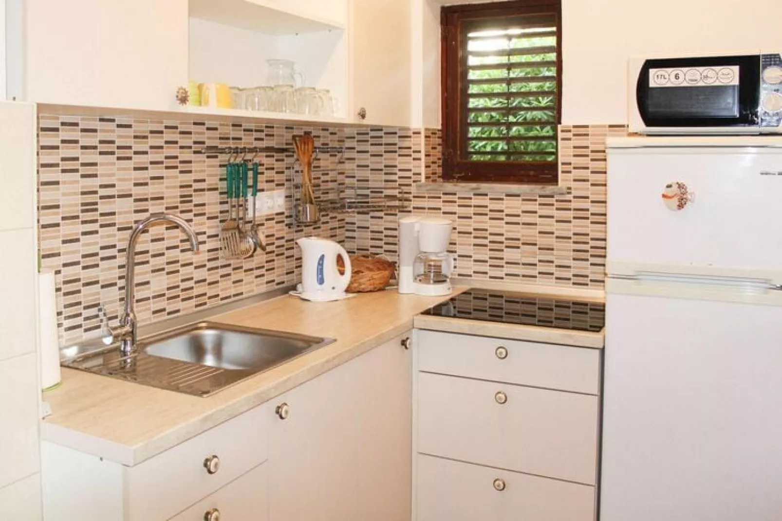 Apartments Sunday Kozino  A4 - 42 qm EG 3-4 Pers-Keuken