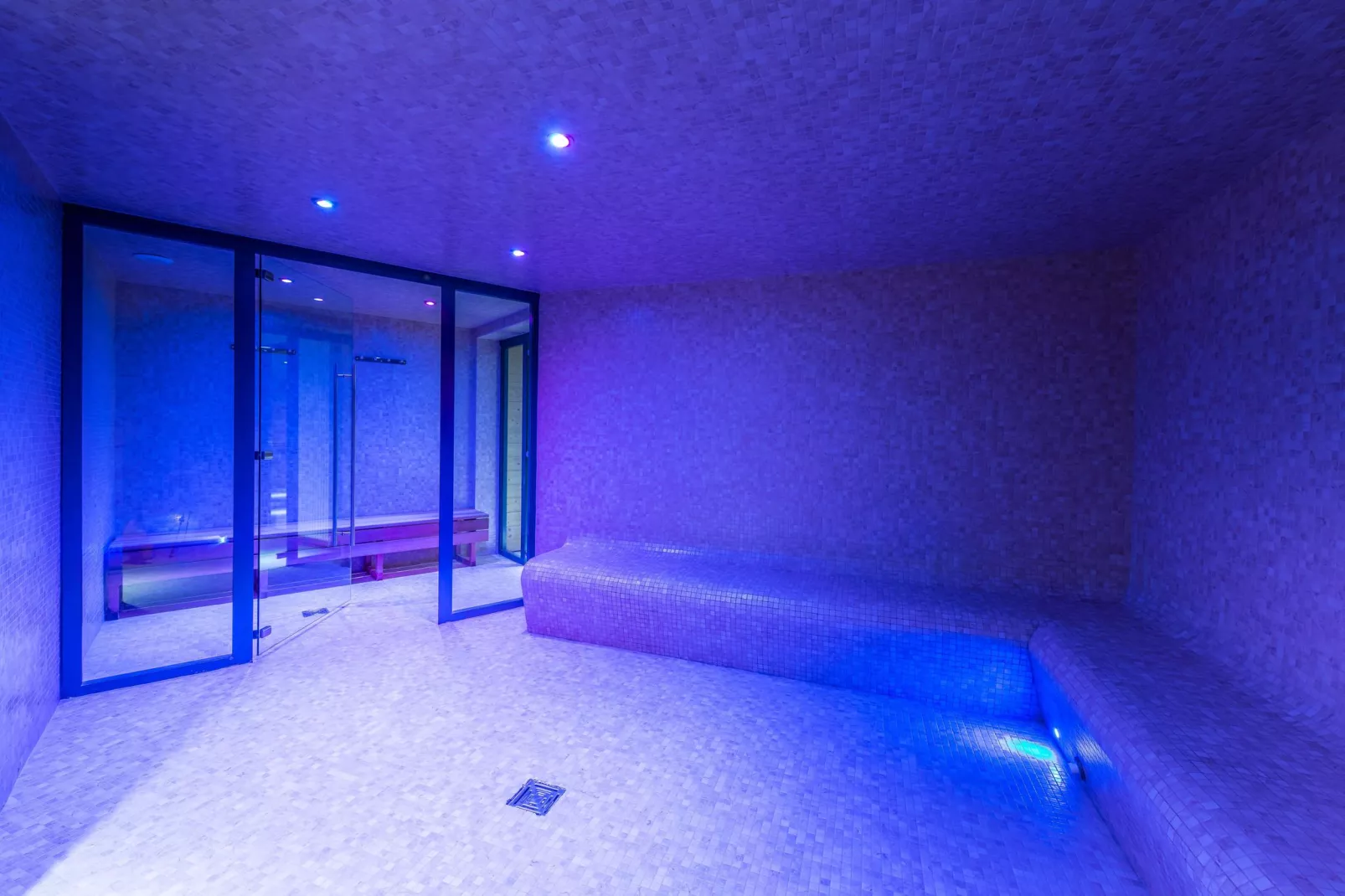 Chalet Altitude Val 2400 6-Wellness