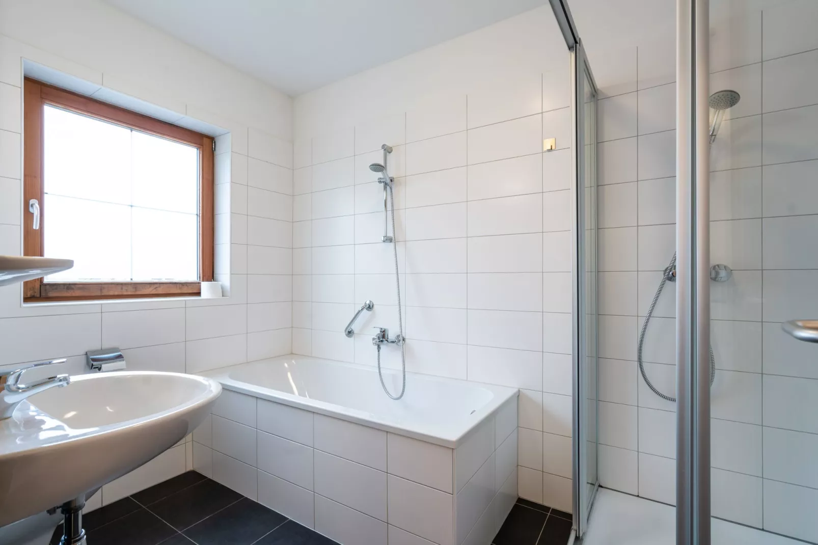Luxery Salzkammergut Chalet C-Badkamer