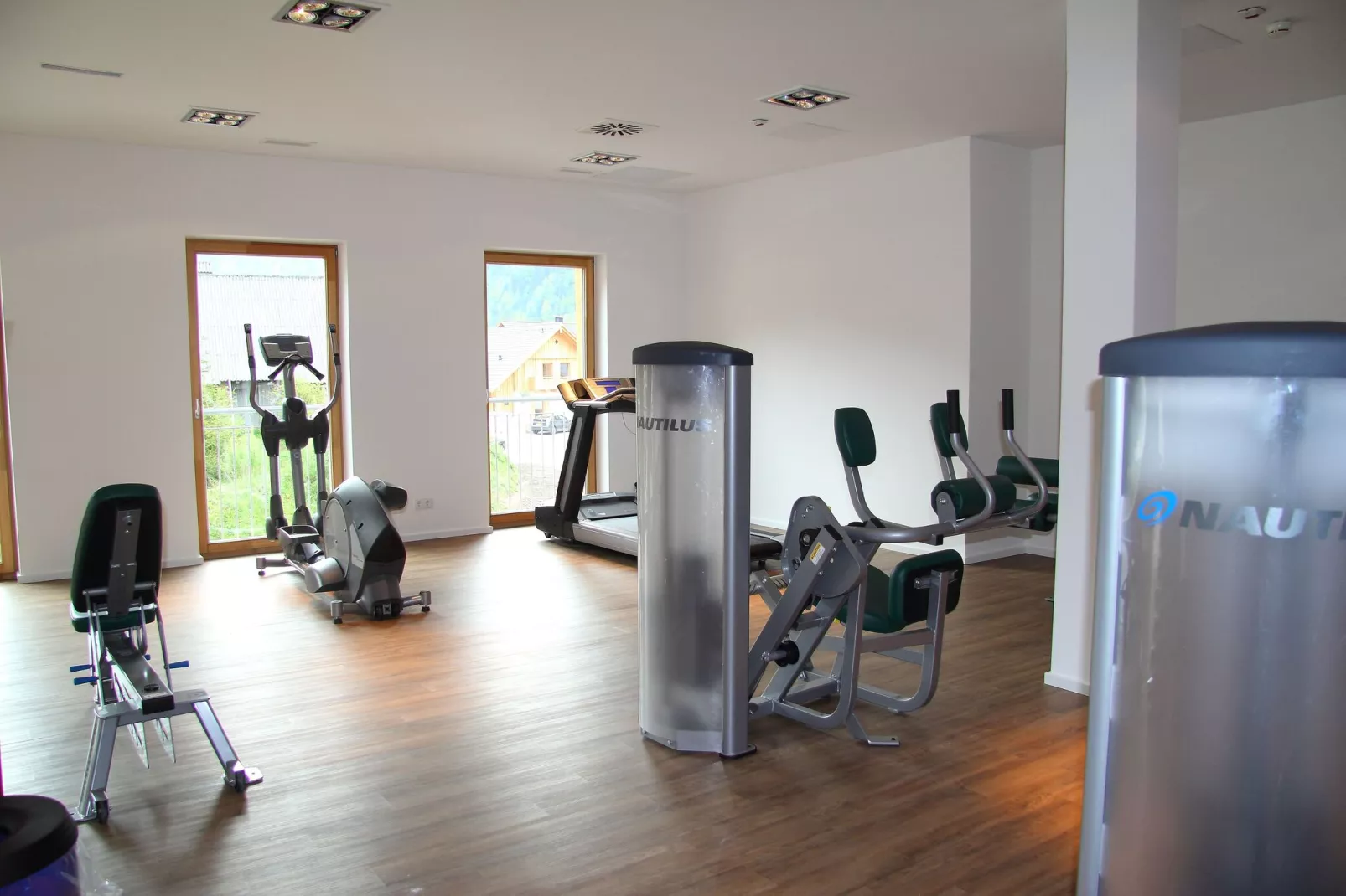 Luxery Salzkammergut Chalet C-Parkfaciliteiten