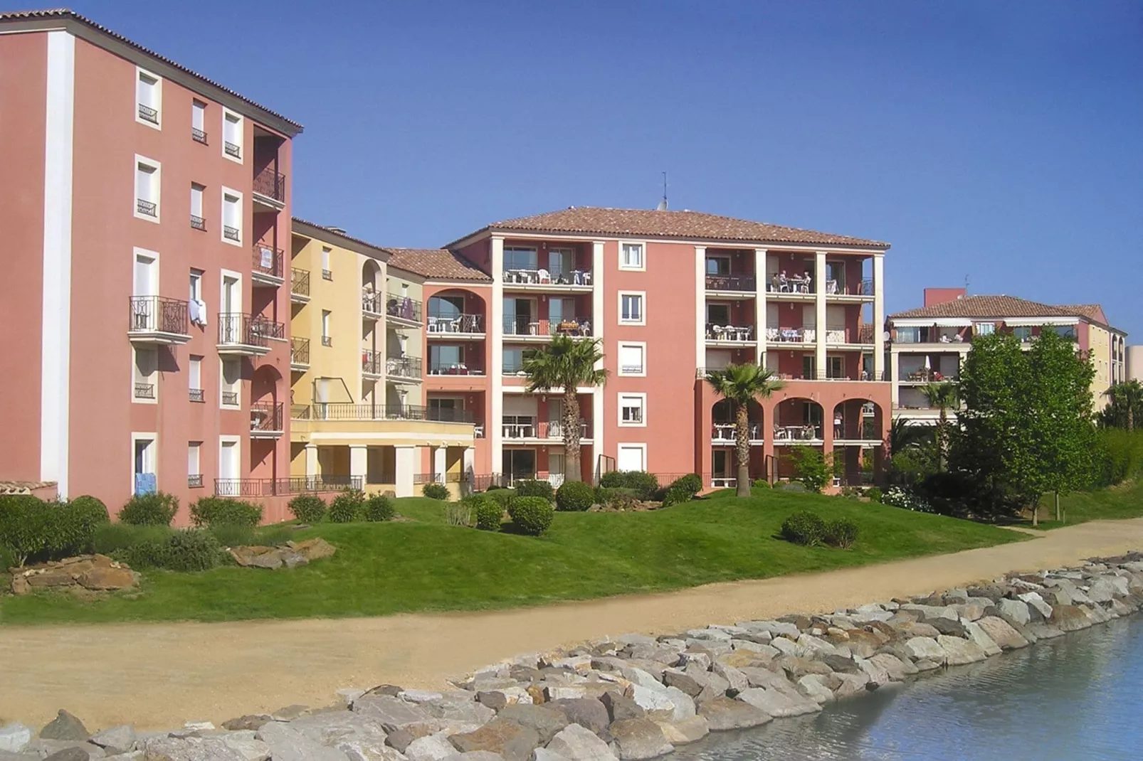 Residence Port Marine 1-Buitenkant zomer